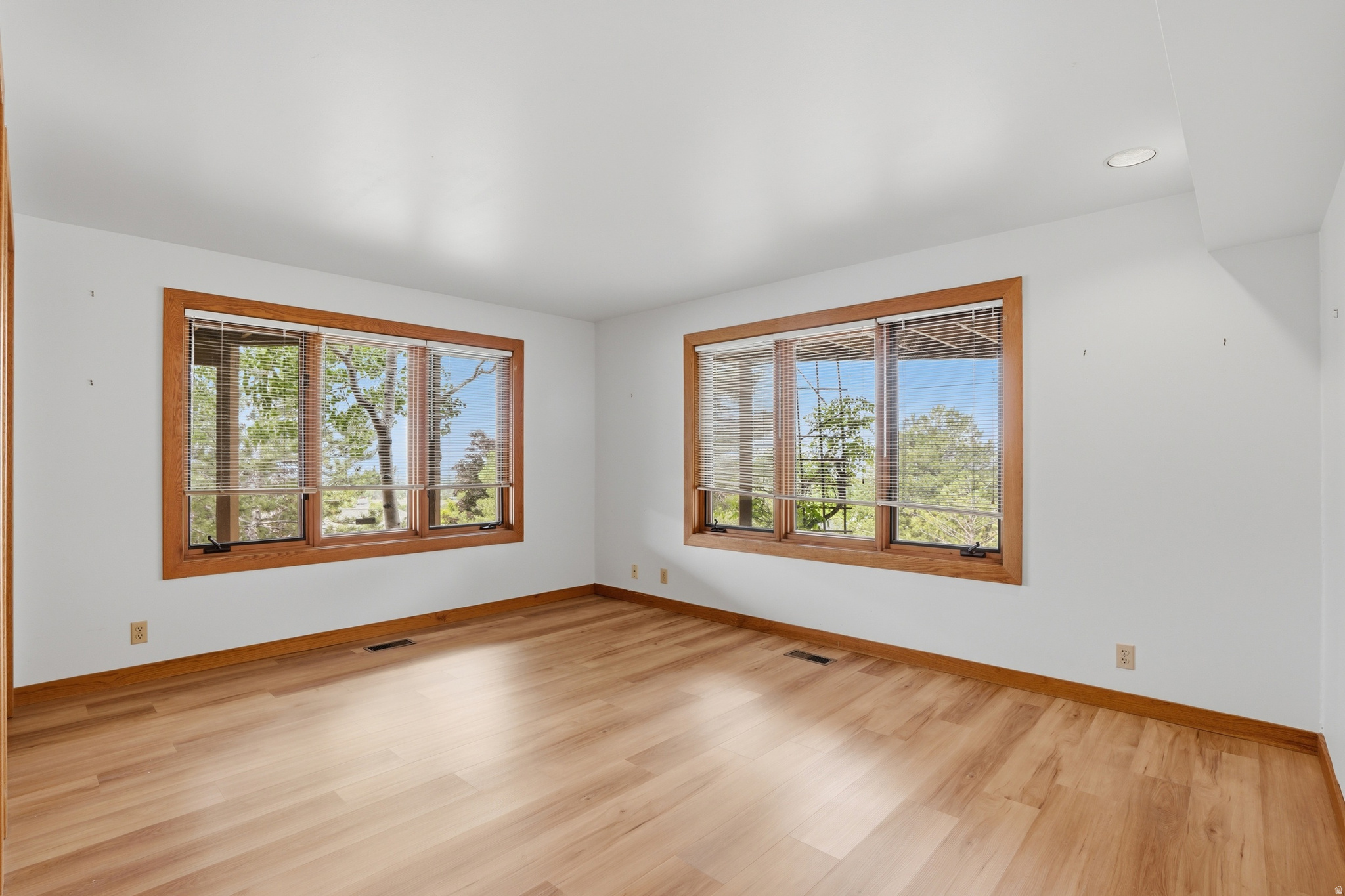 BENCHMARK - Residential