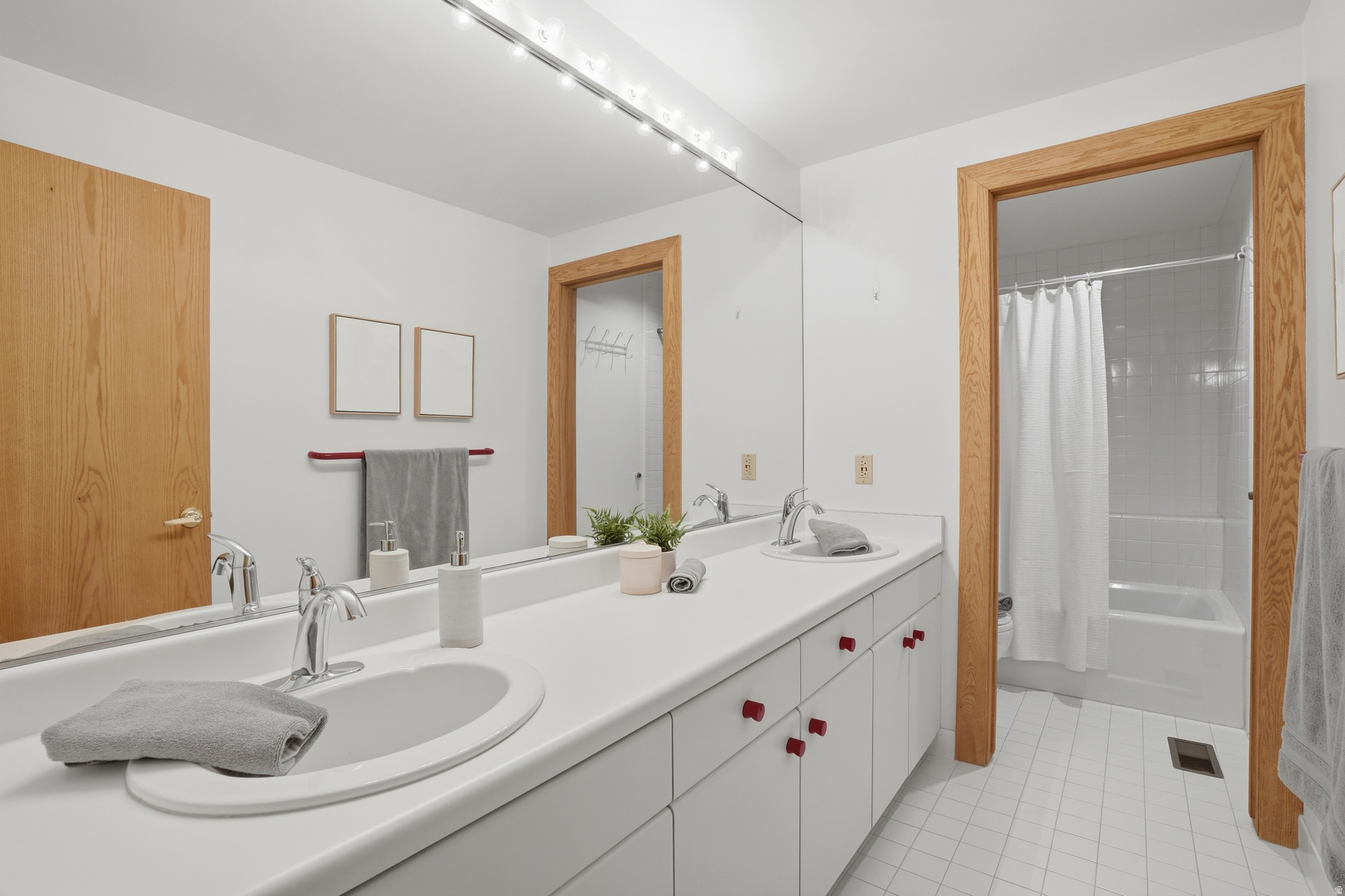 BENCHMARK - Residential