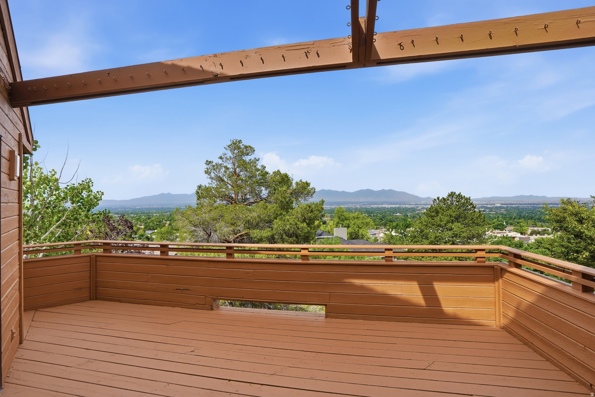 BENCHMARK - Residential