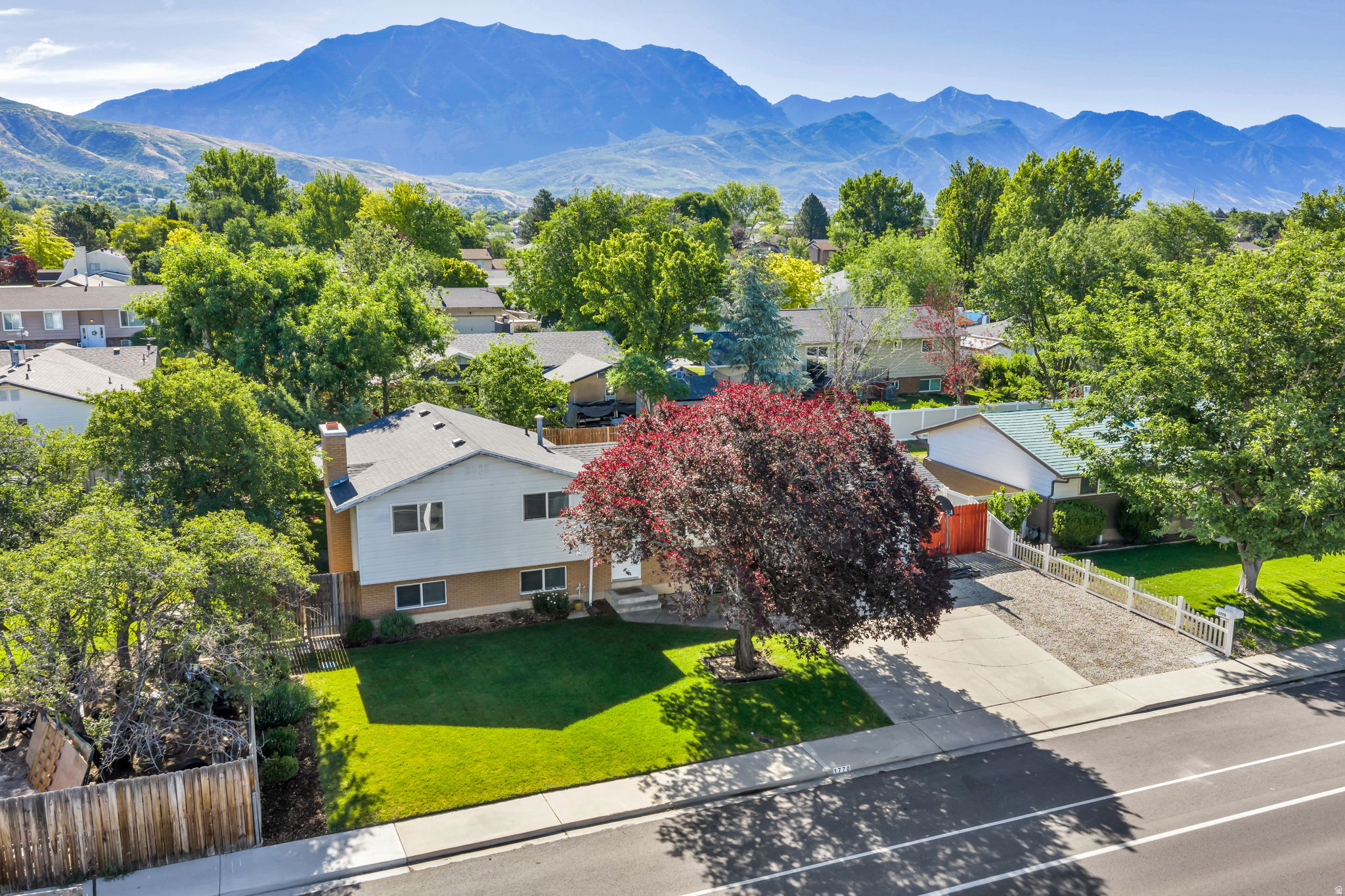 BICENTENNIAL ESTATES - Residential