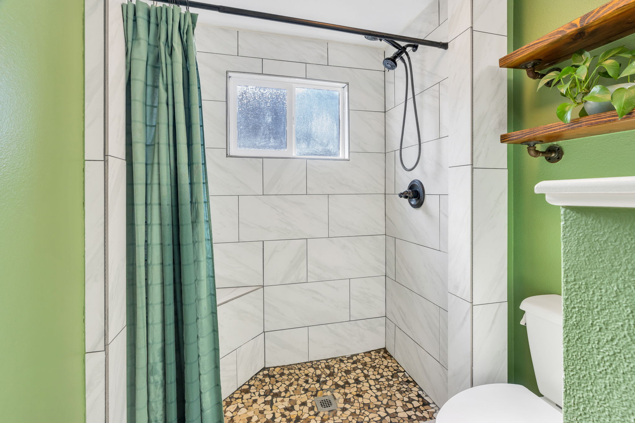 BICENTENNIAL ESTATES - Residential