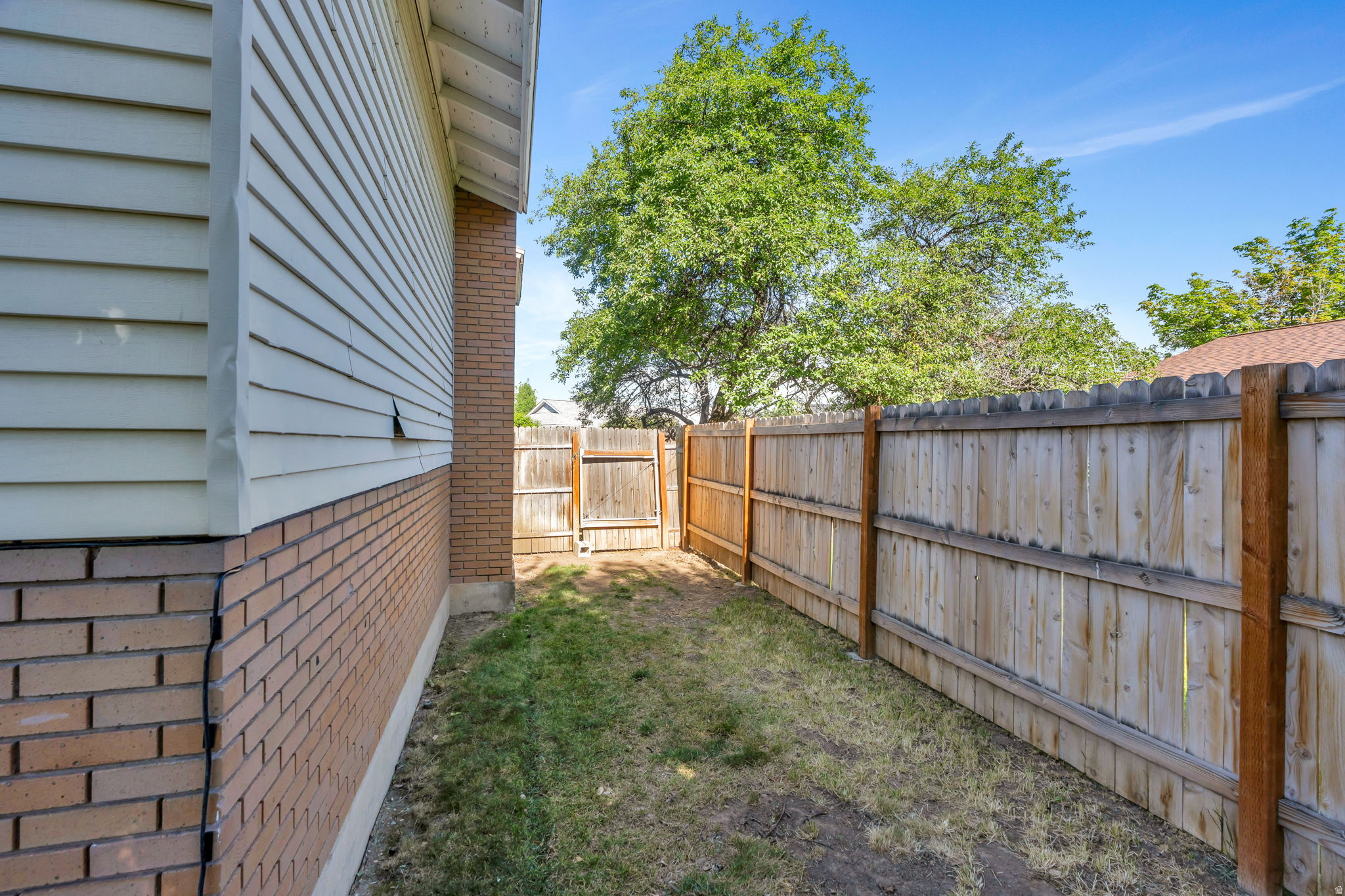 BICENTENNIAL ESTATES - Residential