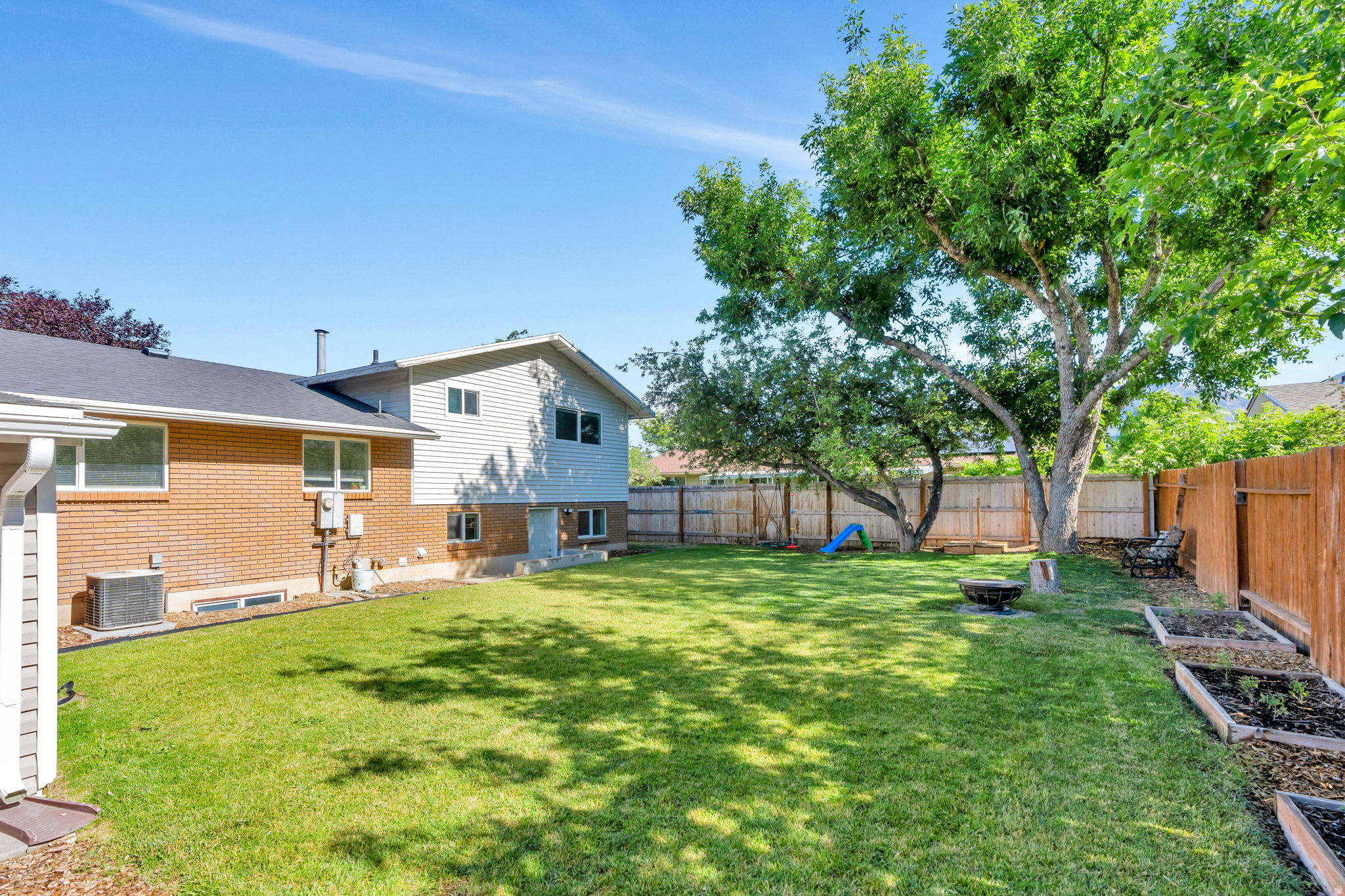 BICENTENNIAL ESTATES - Residential