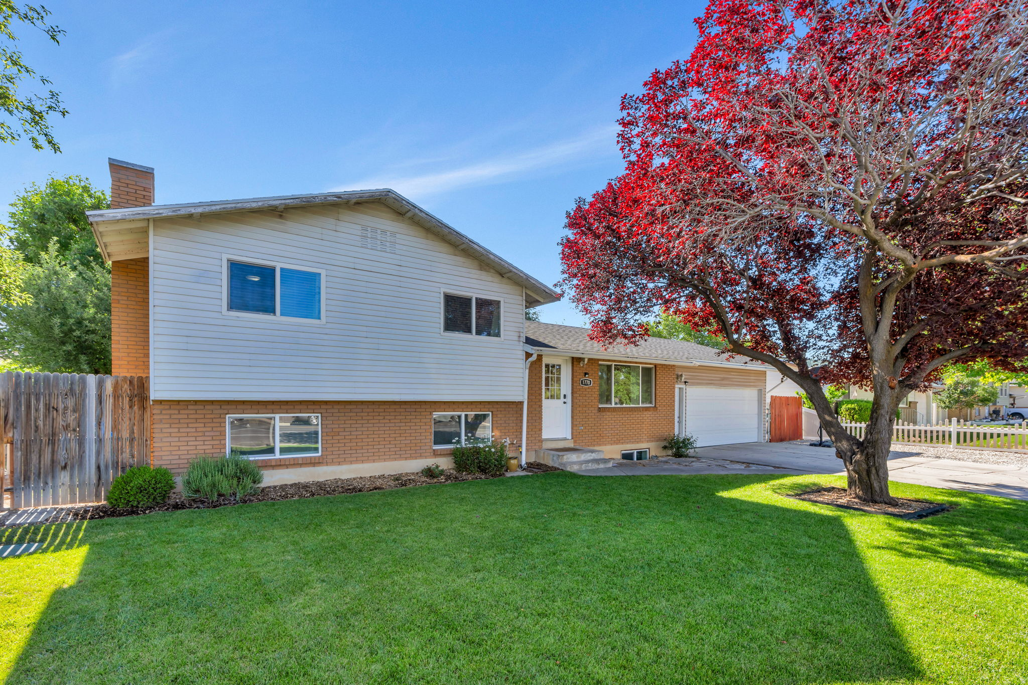 BICENTENNIAL ESTATES - Residential