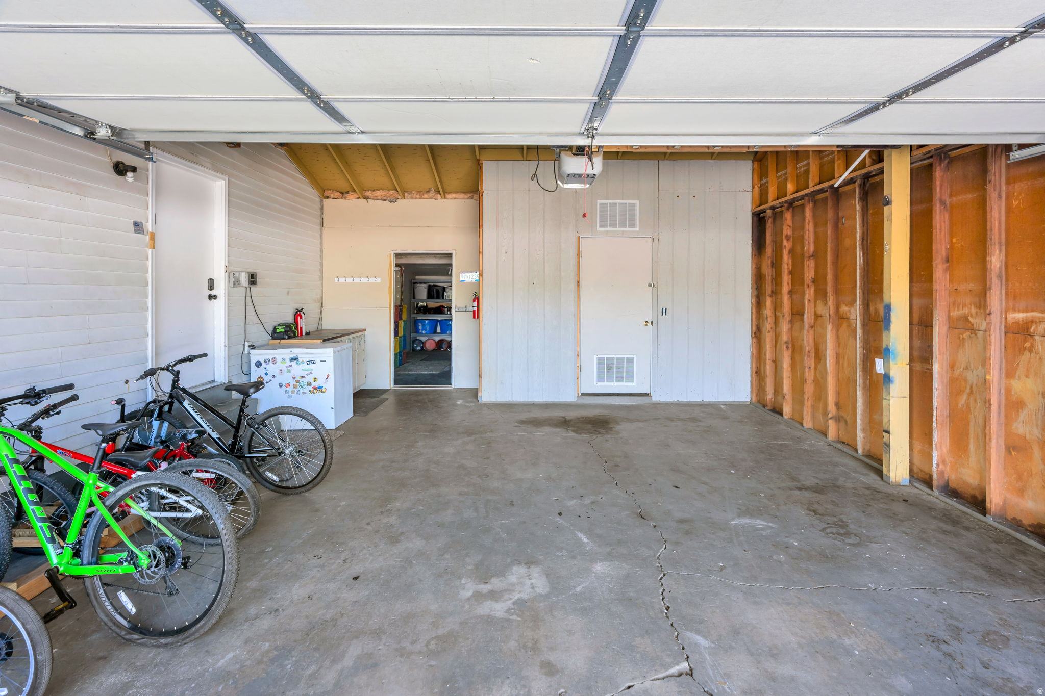 BICENTENNIAL ESTATES - Residential
