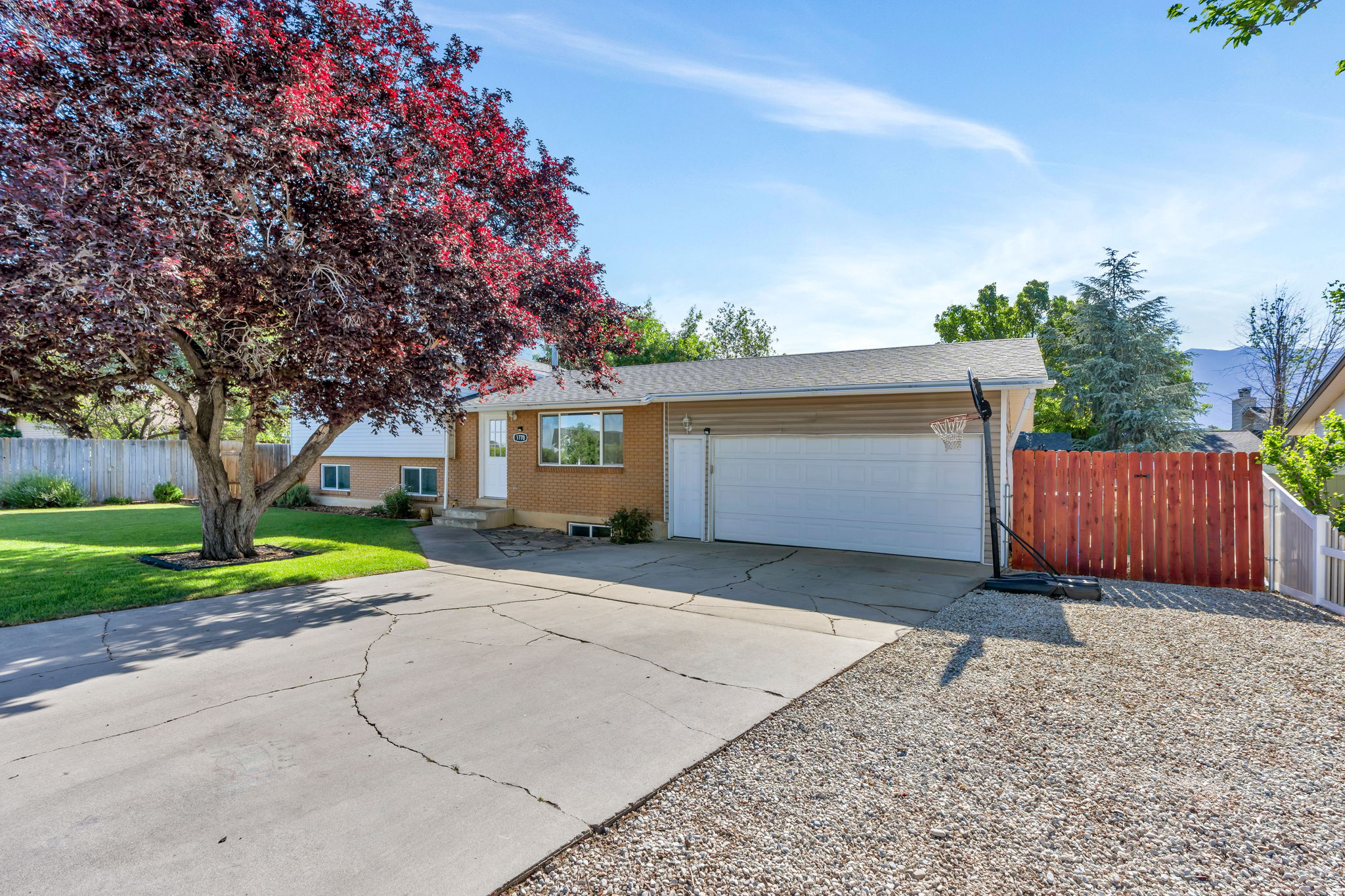 BICENTENNIAL ESTATES - Residential
