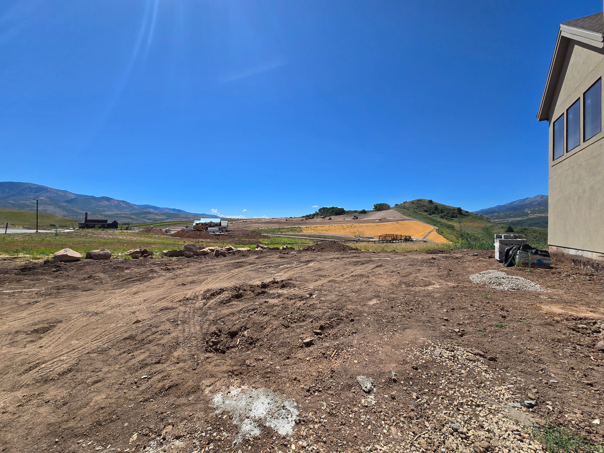FRONTIER ESTATES - Residential