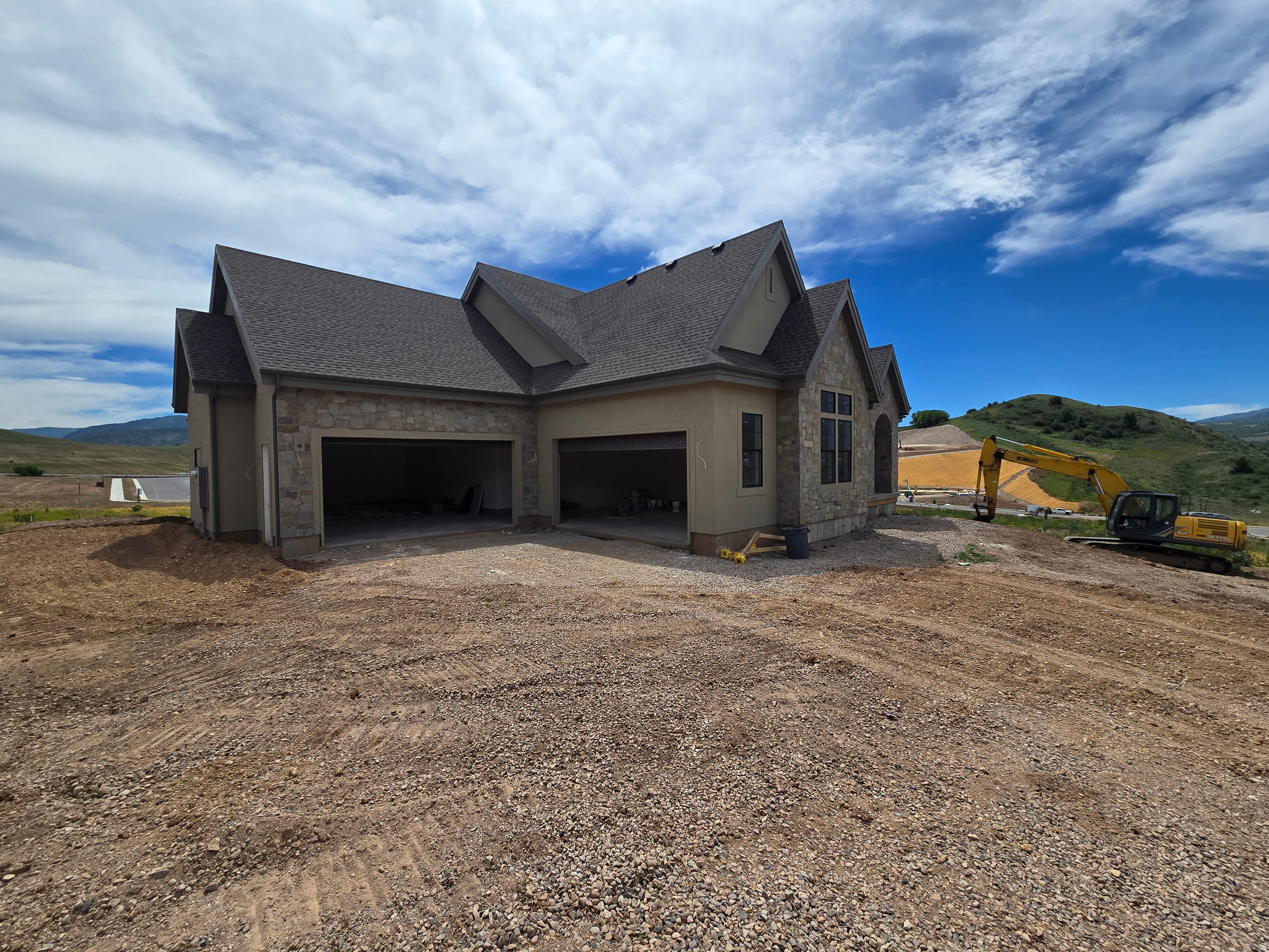 FRONTIER ESTATES - Residential