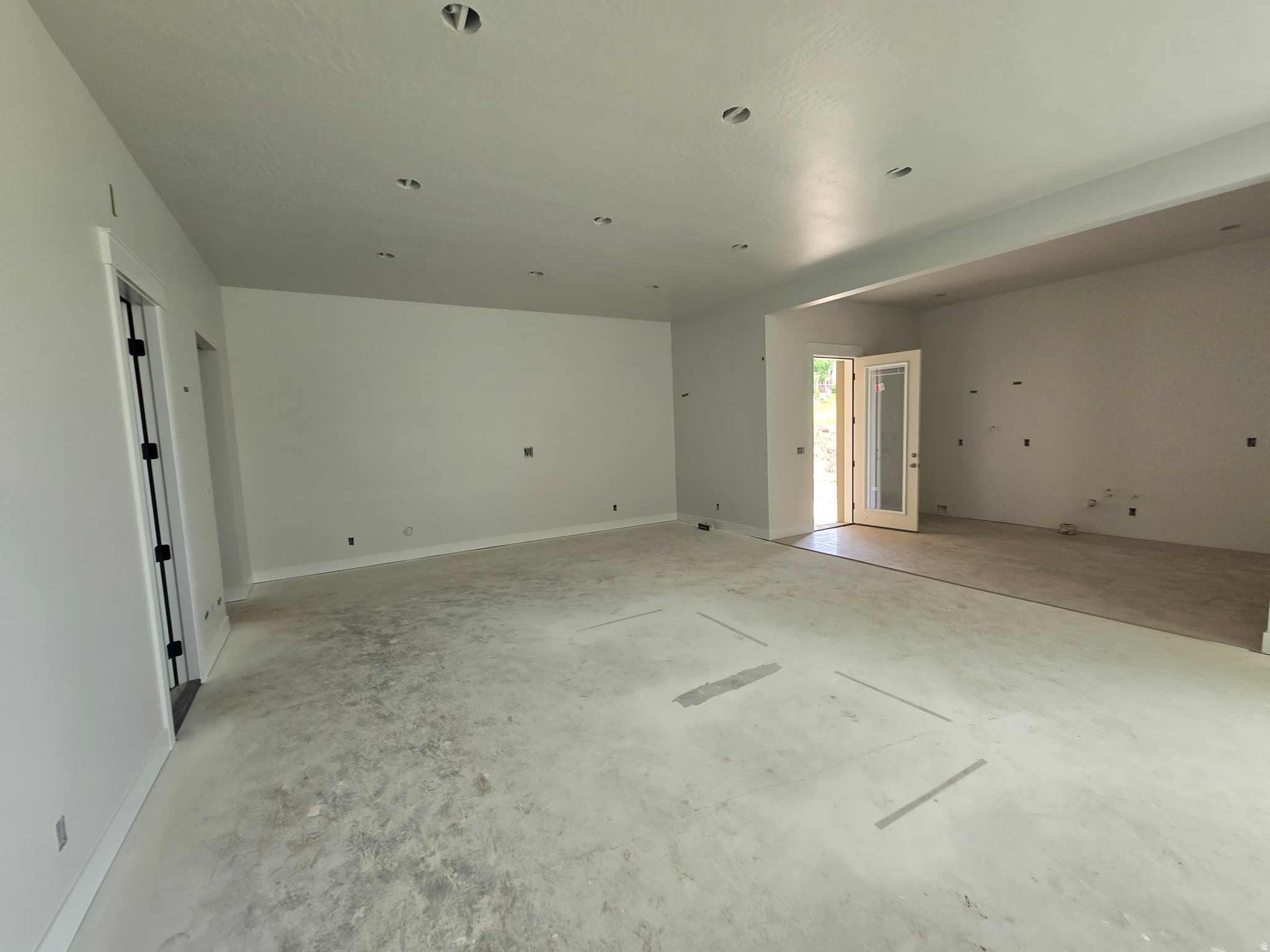 FRONTIER ESTATES - Residential