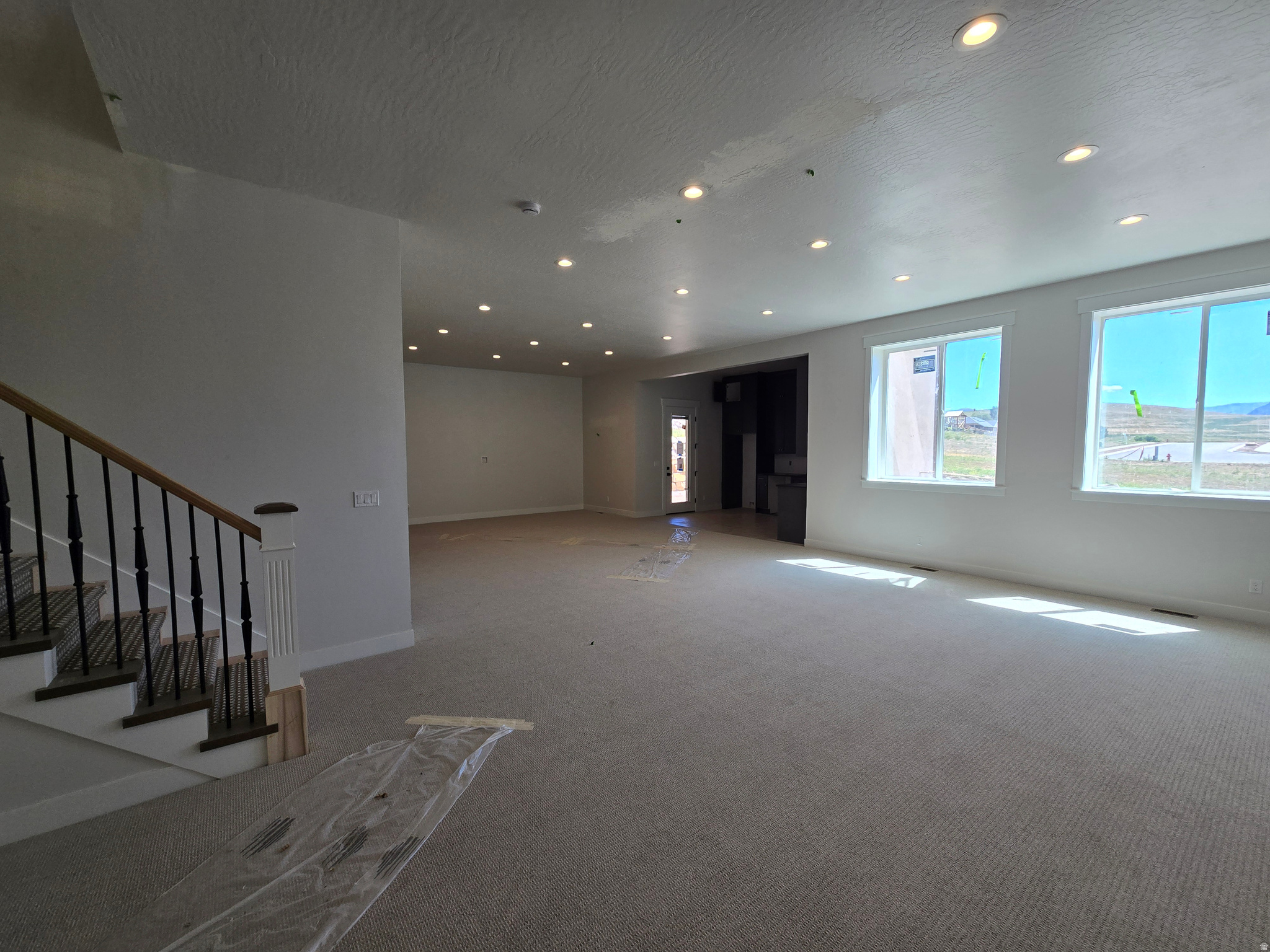FRONTIER ESTATES - Residential
