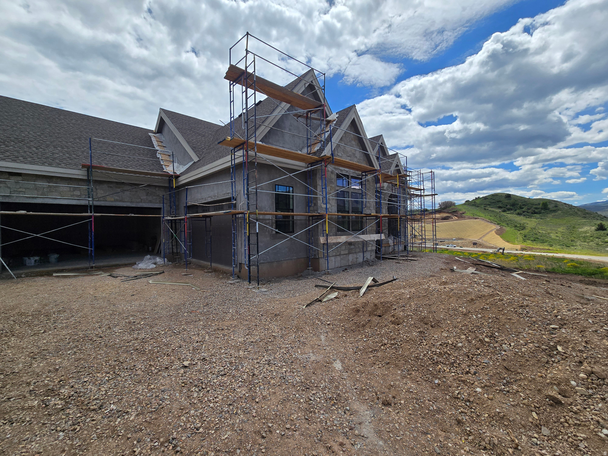 FRONTIER ESTATES - Residential