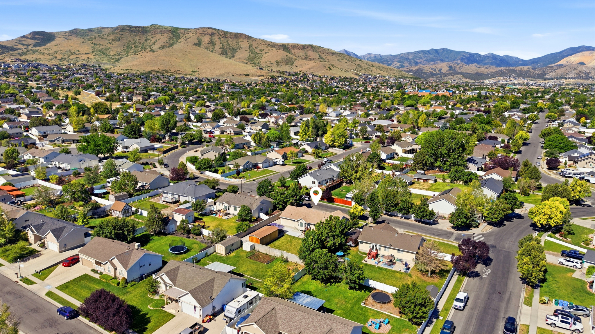 THE FOOTHILLS - Residential
