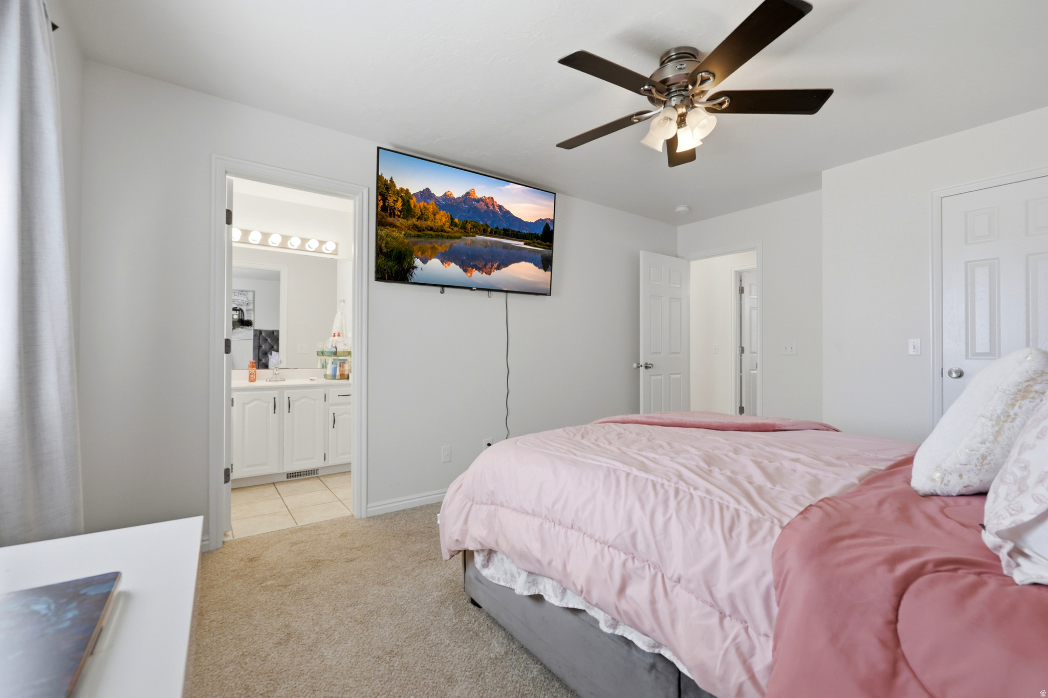THE FOOTHILLS - Residential