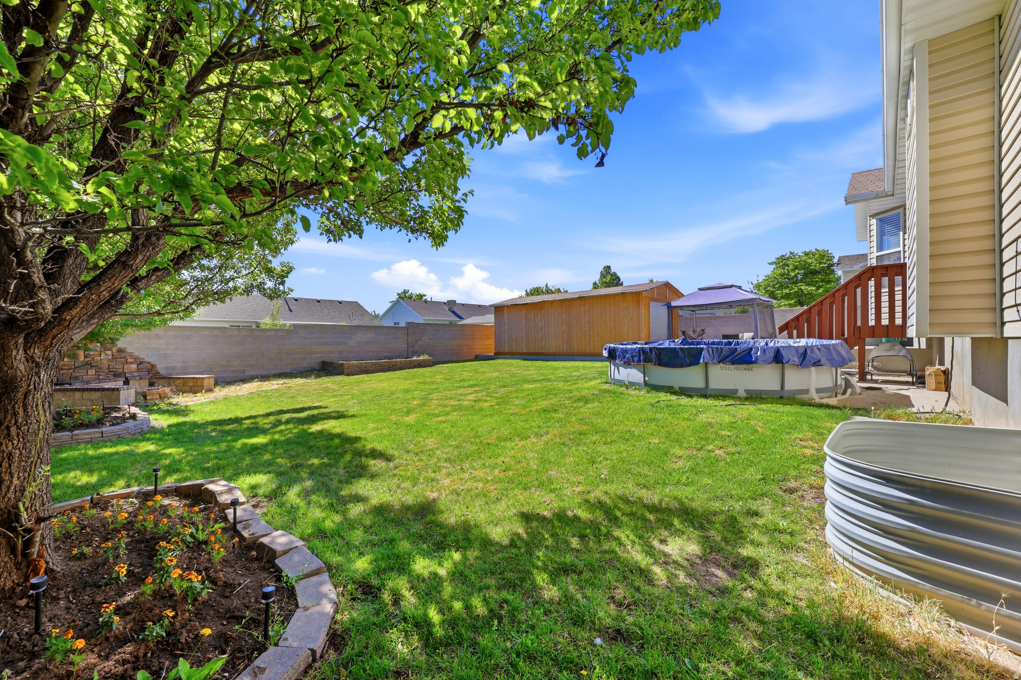 THE FOOTHILLS - Residential