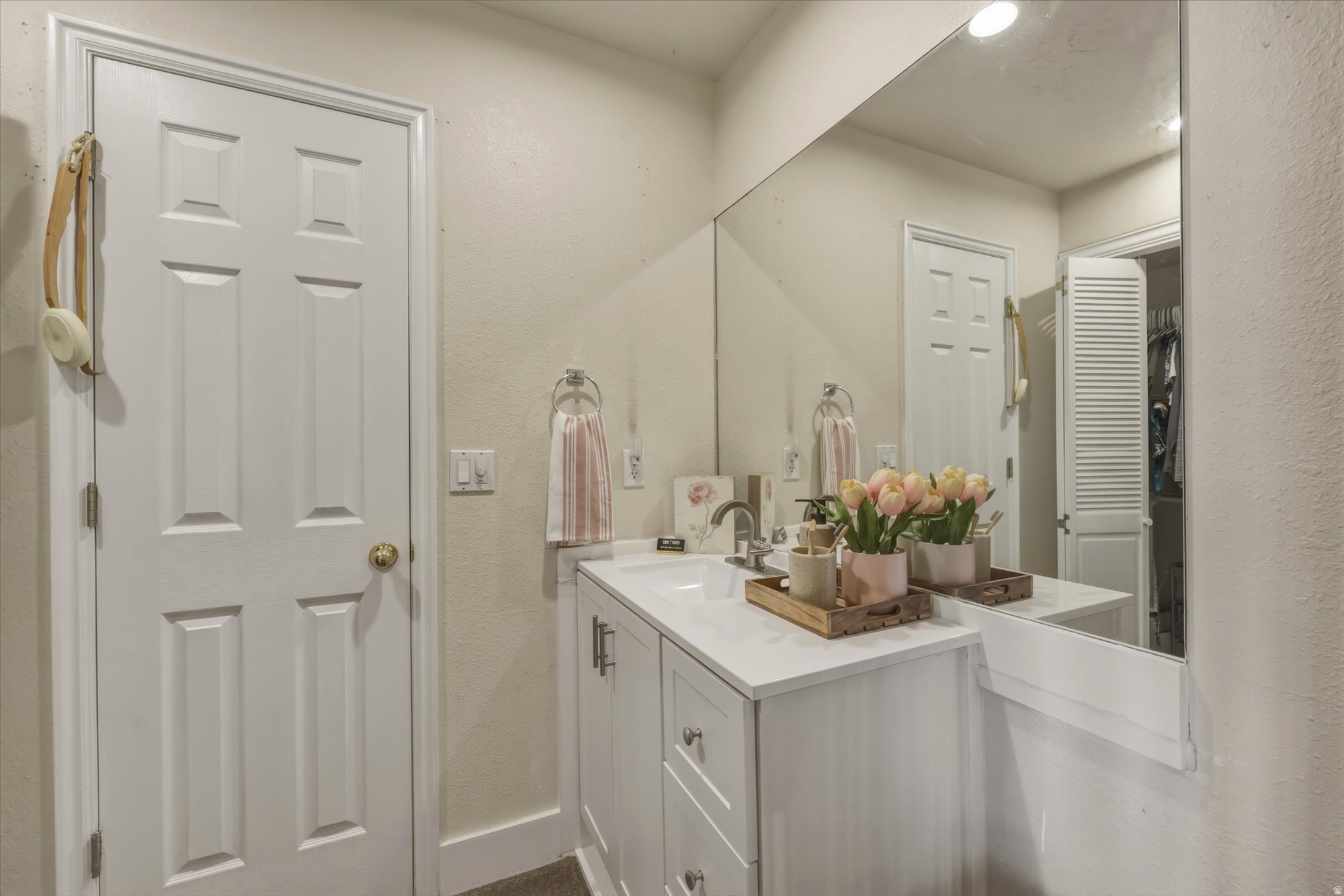 FRANKLIN PARK CONDO - Residential
