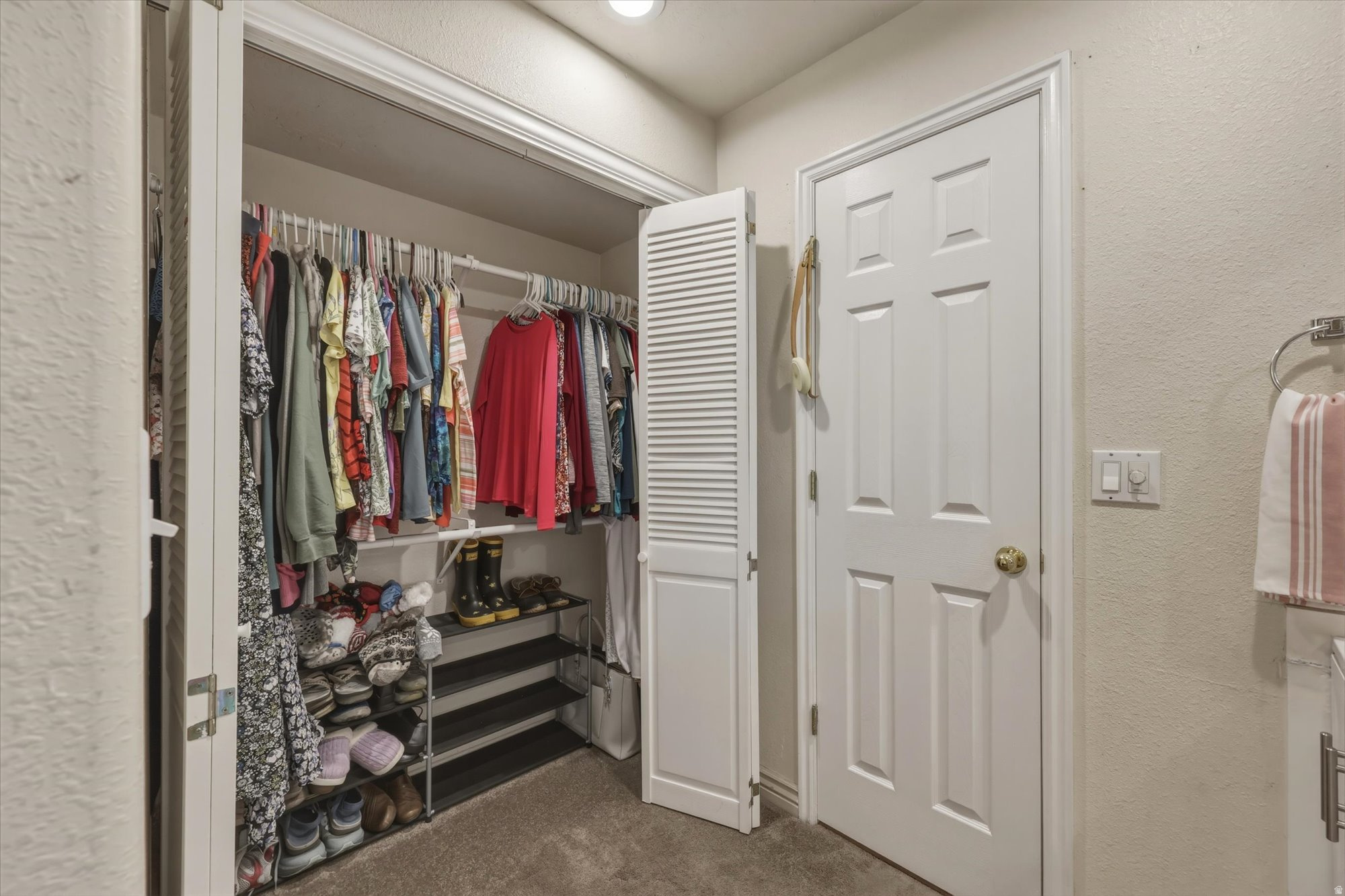 FRANKLIN PARK CONDO - Residential