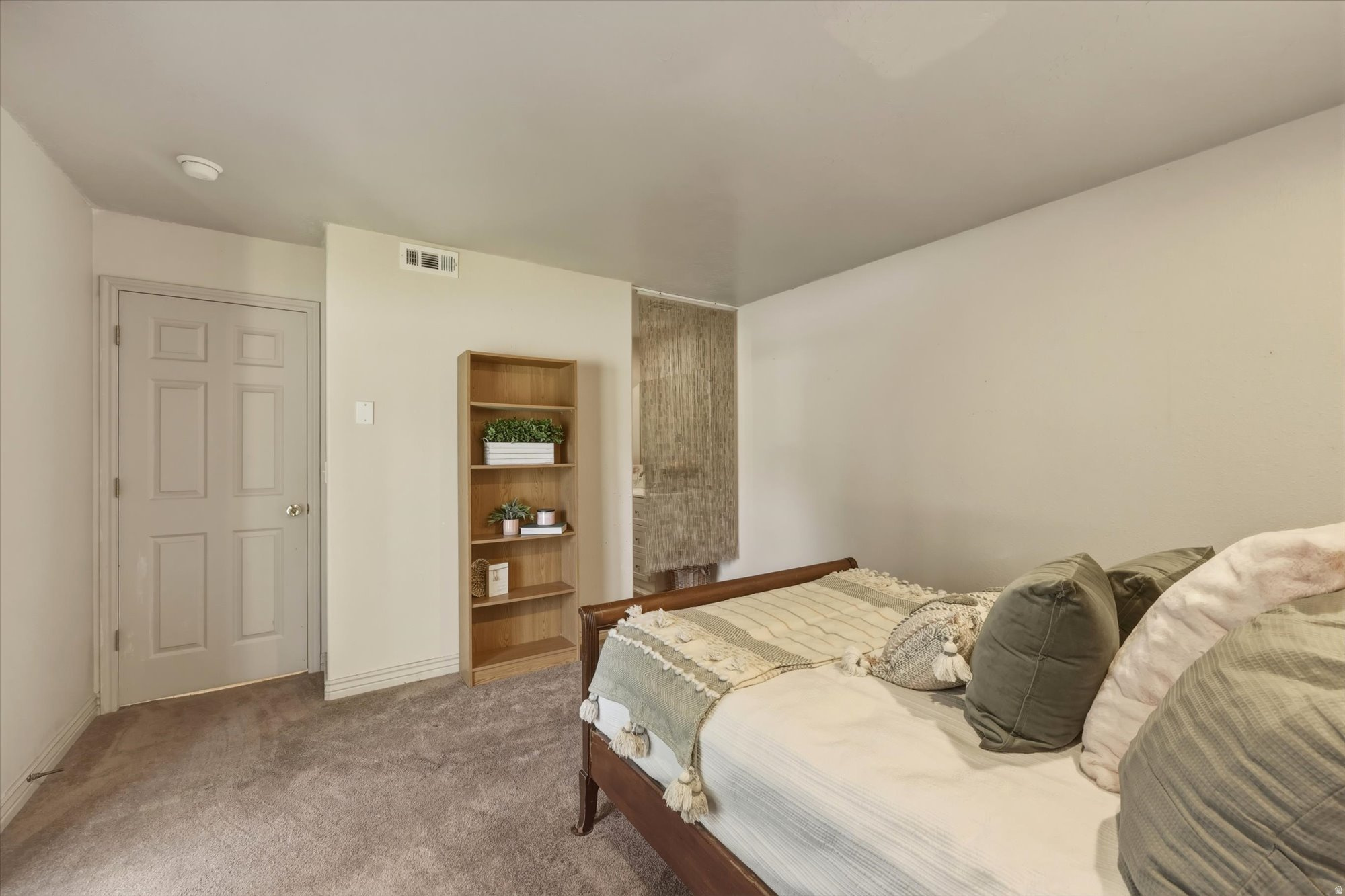 FRANKLIN PARK CONDO - Residential