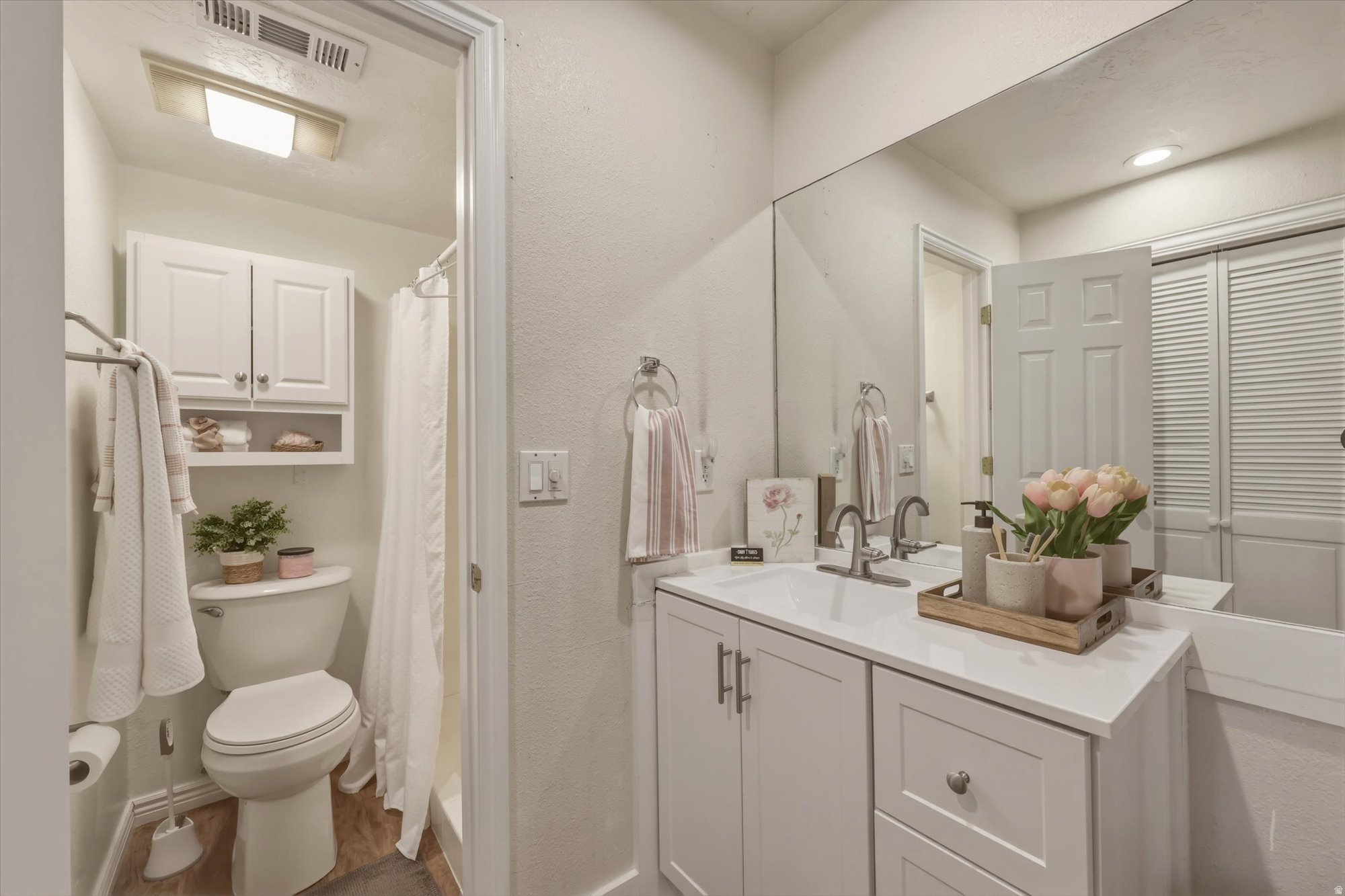 FRANKLIN PARK CONDO - Residential