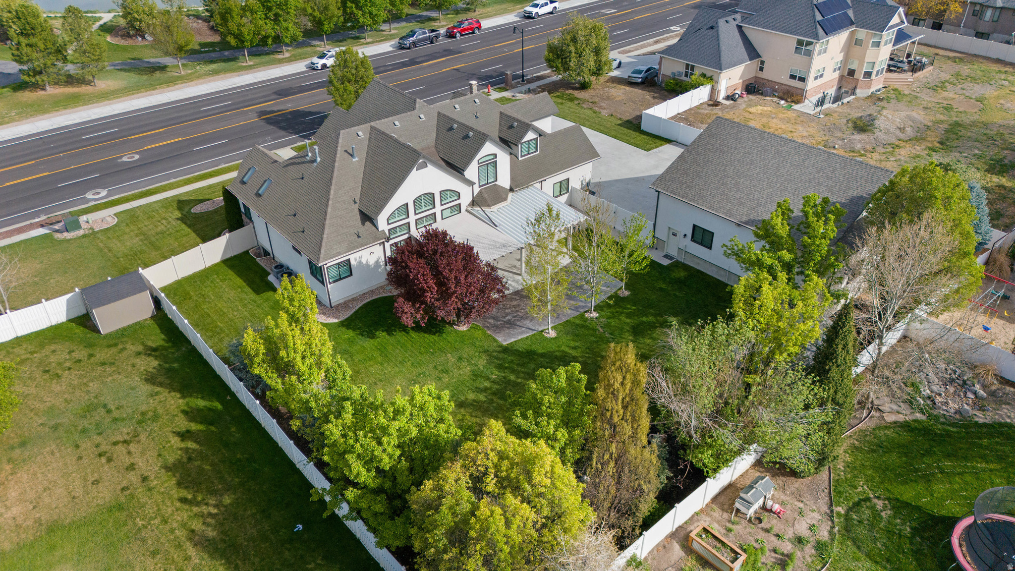 PARKWAY PALISADES - Residential