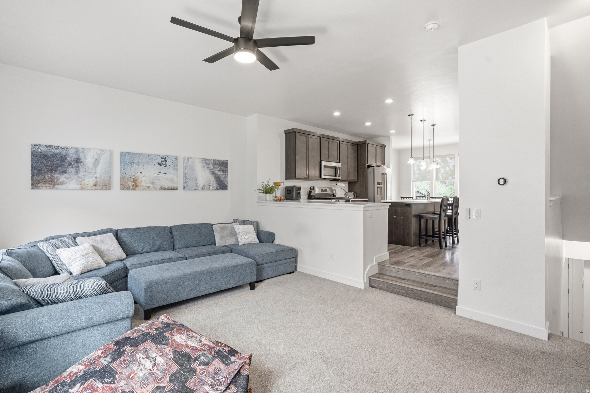 FAIRFIELD SQUARE - Residential
