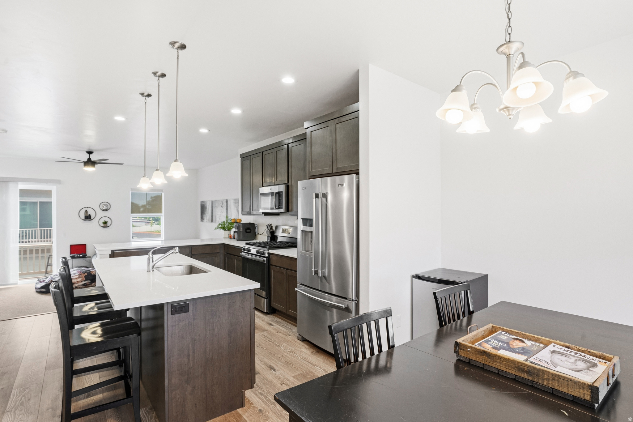FAIRFIELD SQUARE - Residential
