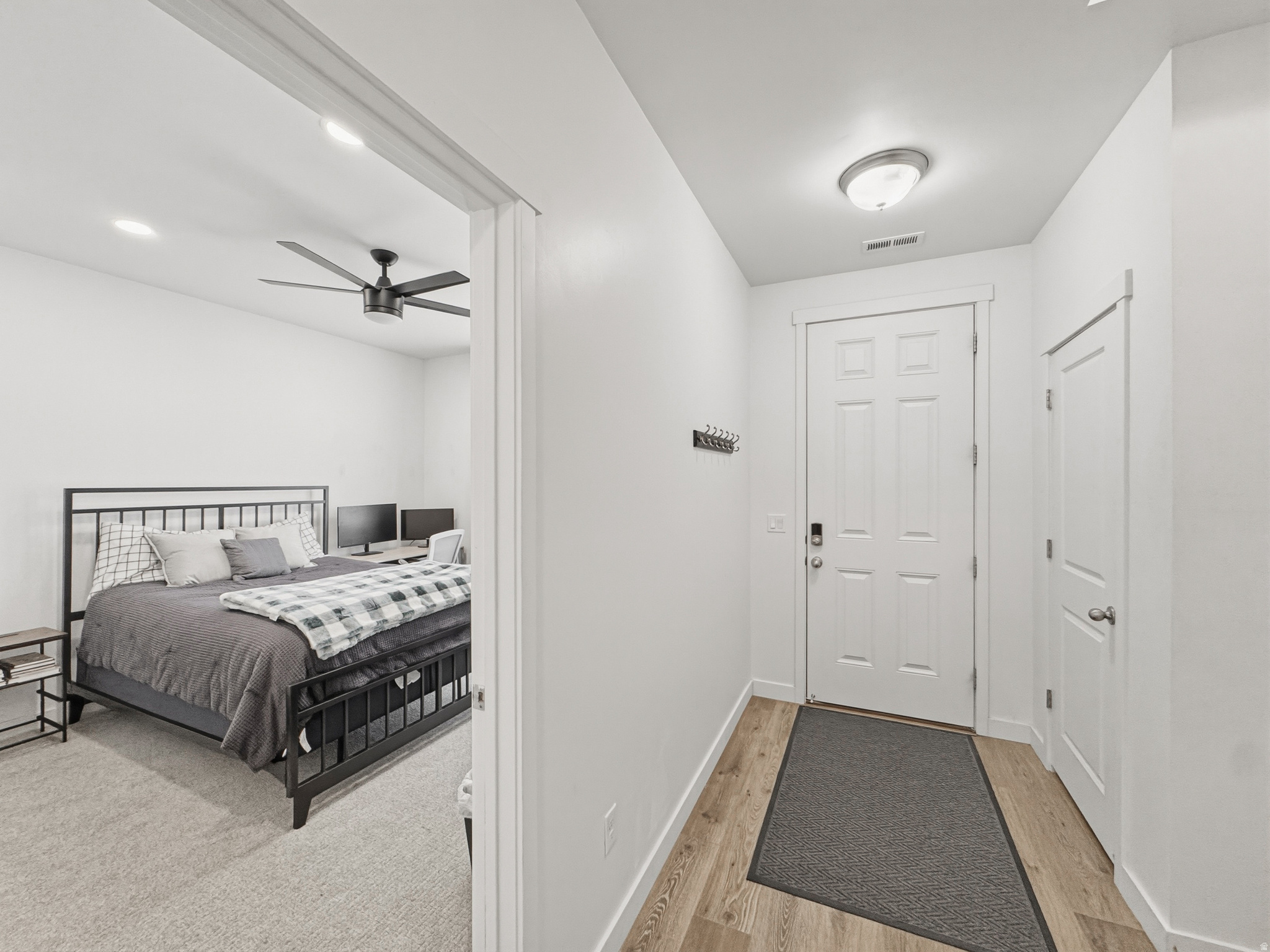FAIRFIELD SQUARE - Residential