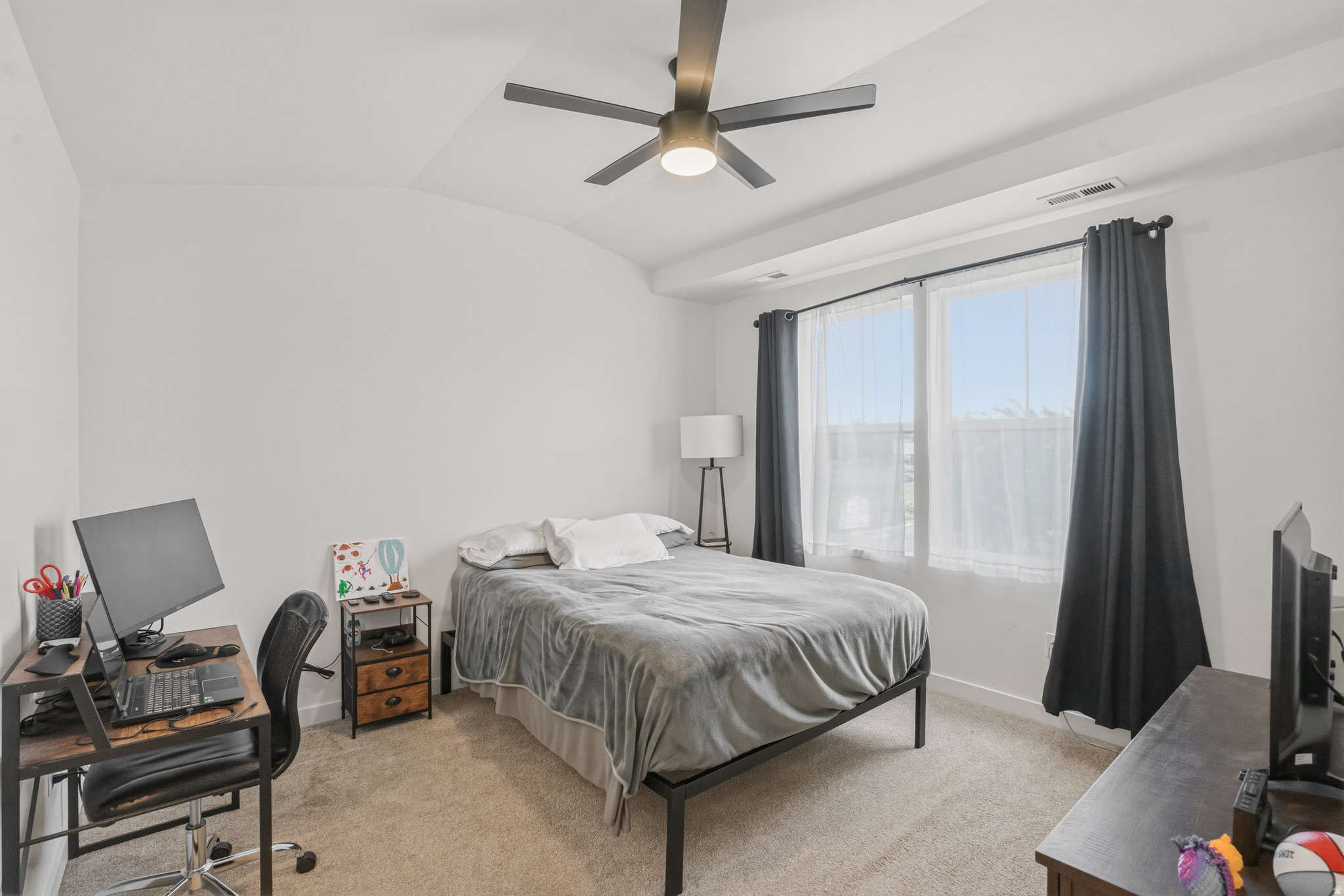 FAIRFIELD SQUARE - Residential