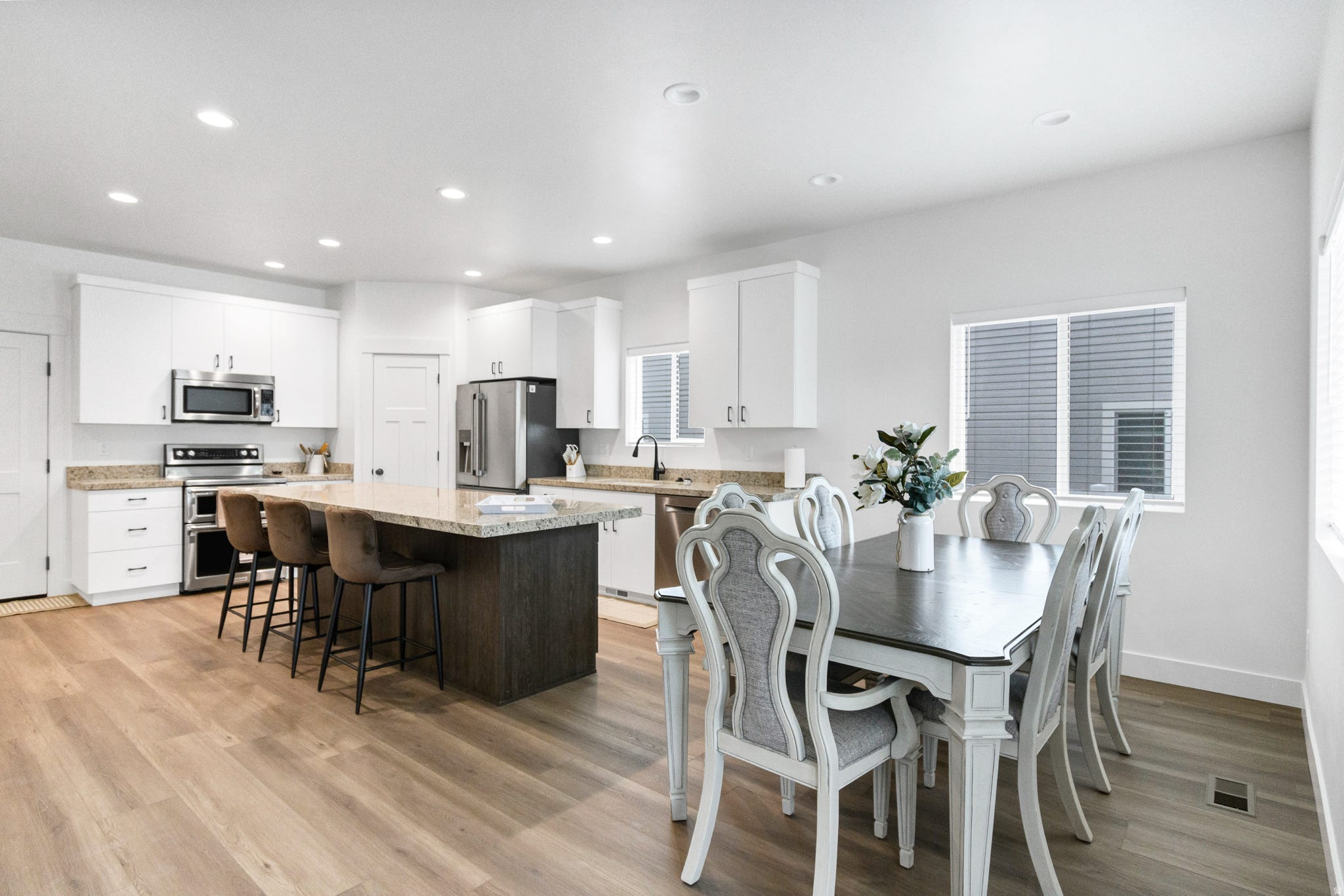 TOK DEVELOPMENT - Residential
