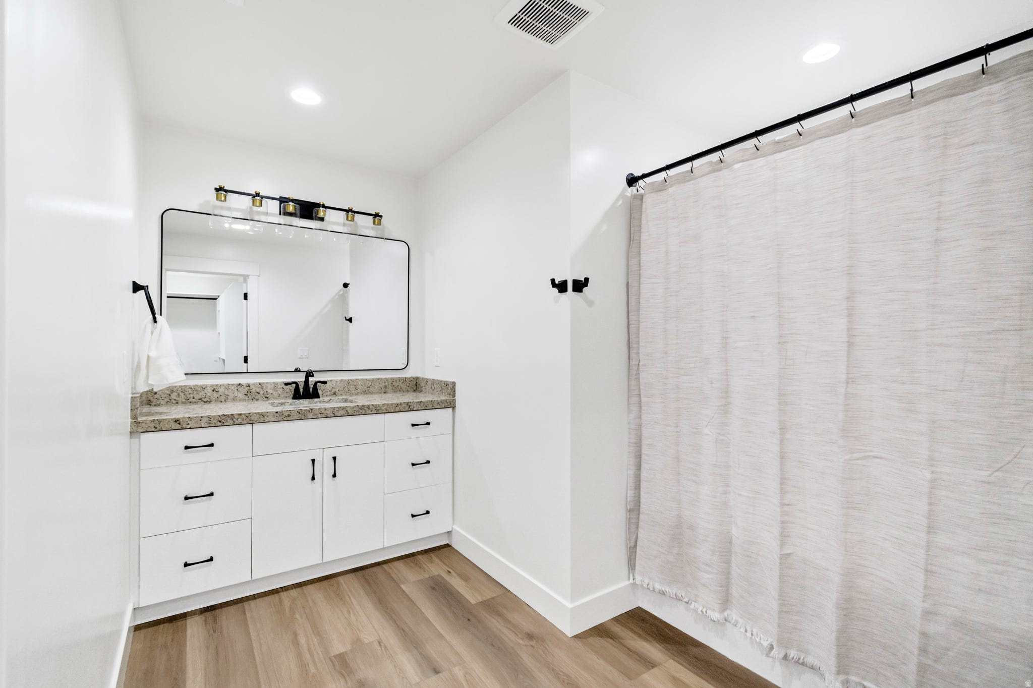 TOK DEVELOPMENT - Residential