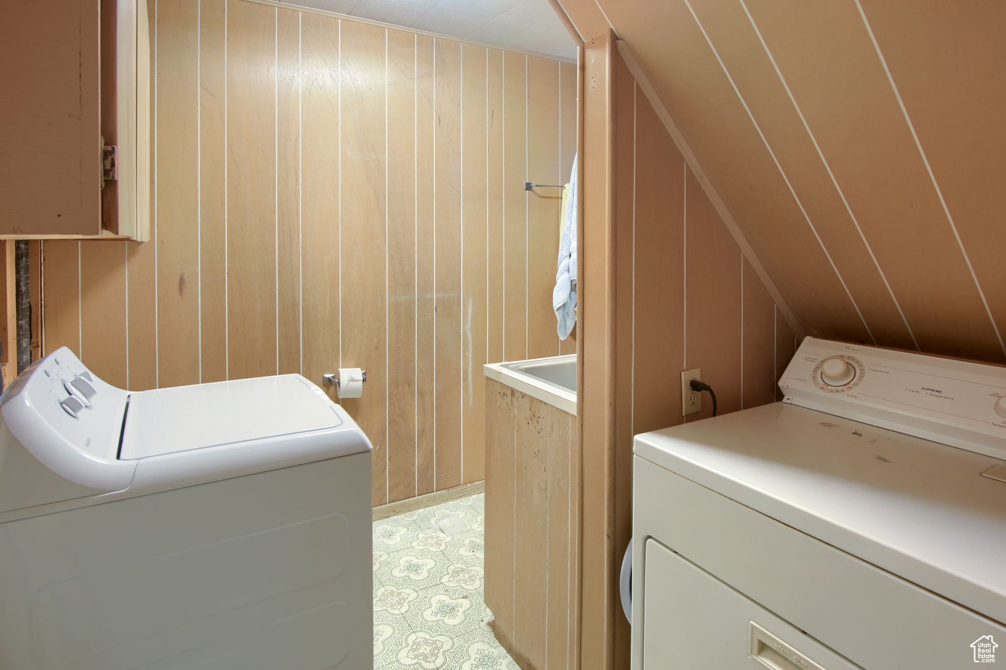 WOODS - Residential