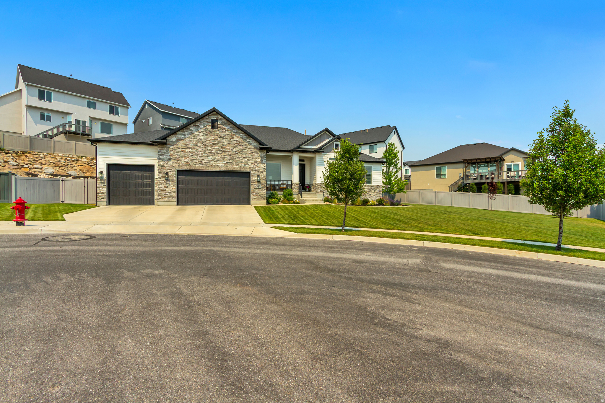 CROSSING AT TRAVERSE - Residential