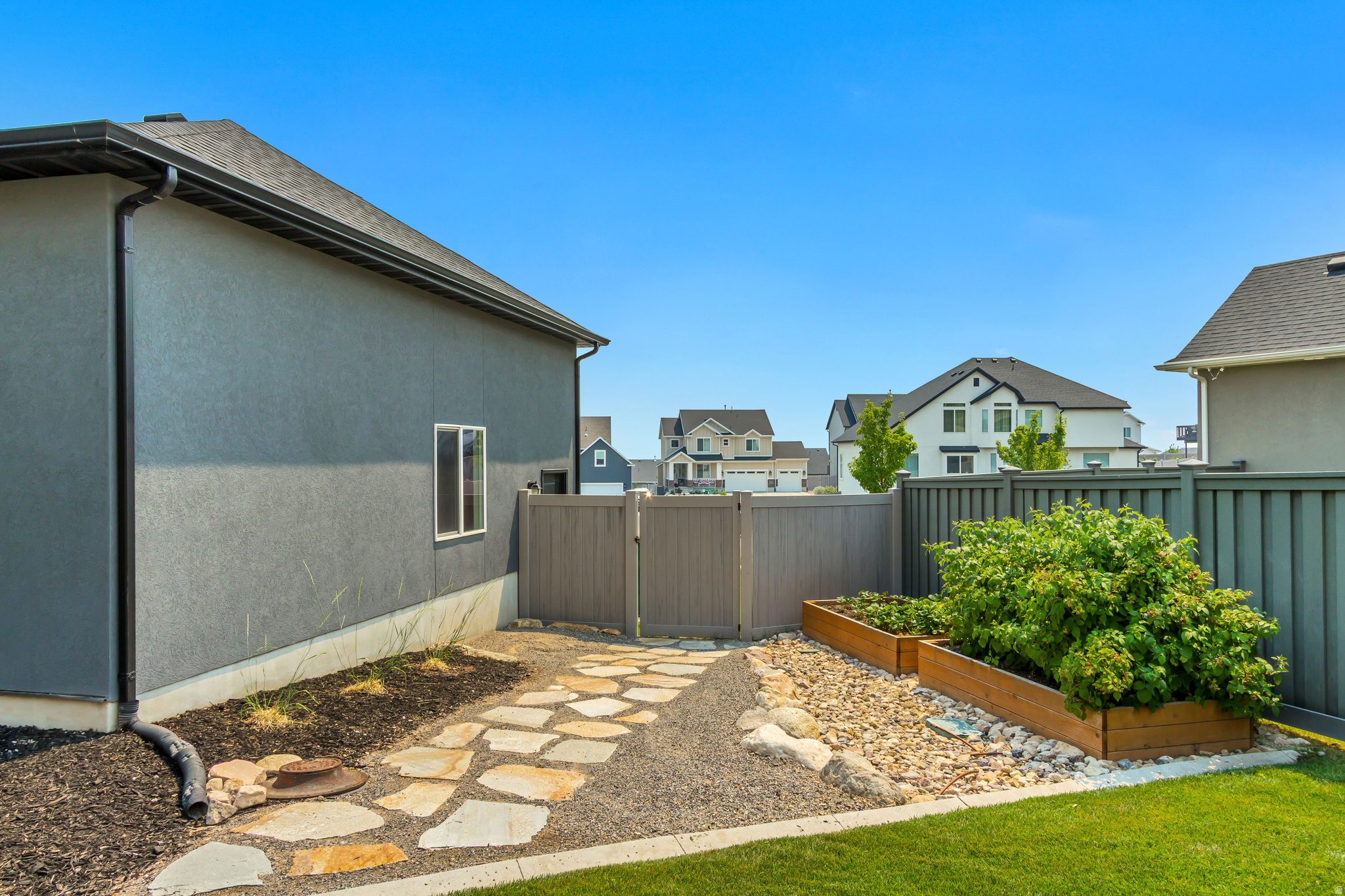 CROSSING AT TRAVERSE - Residential