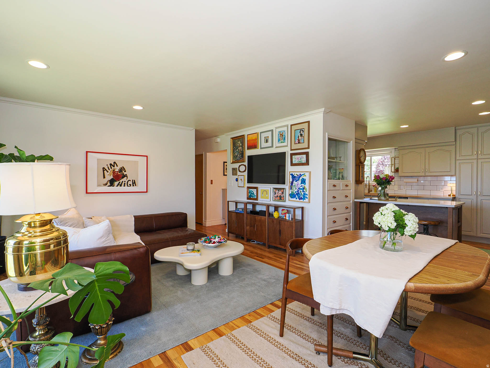 BON VIEW - Residential