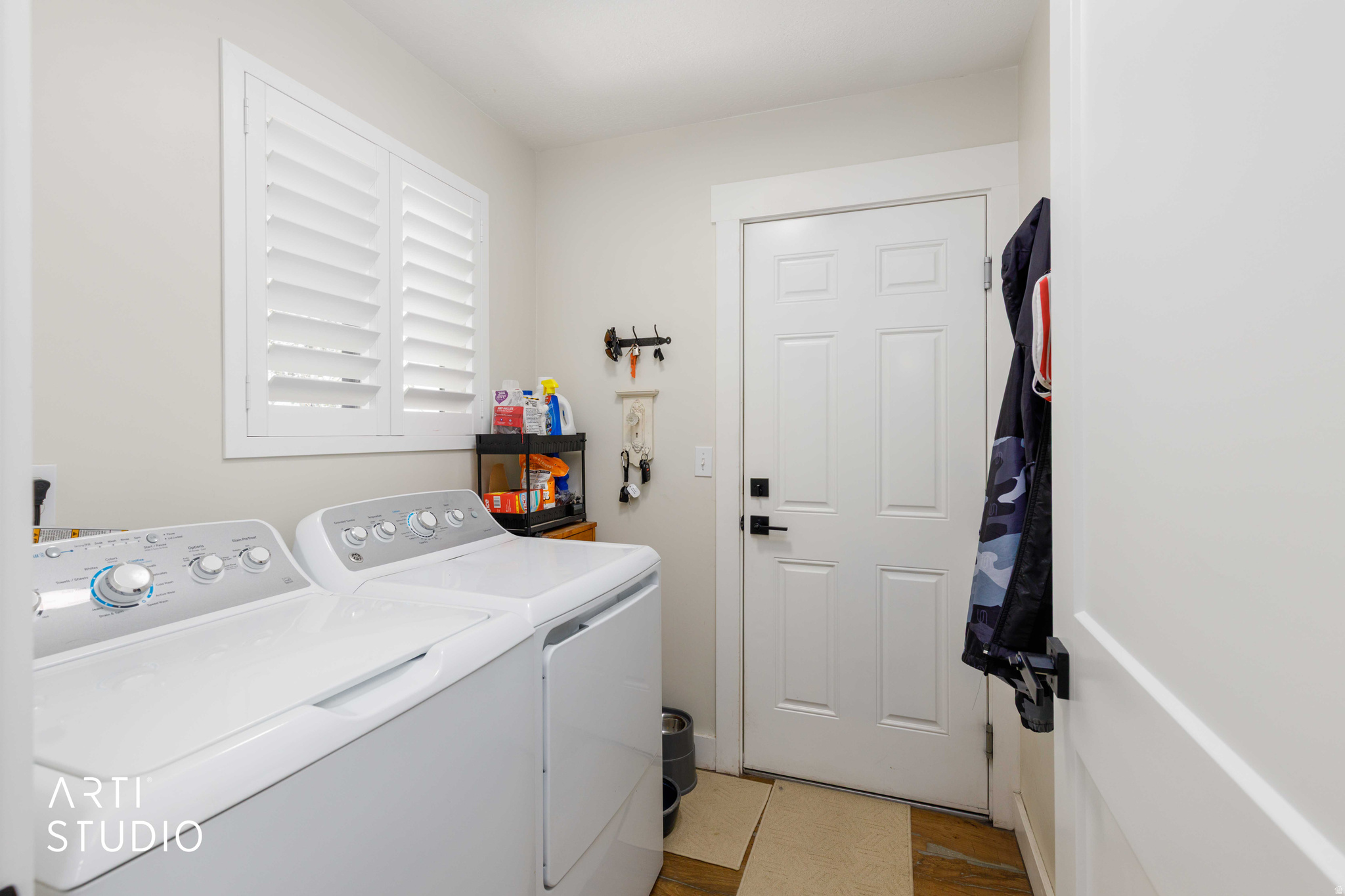 VALLEY ESTATES PHASE - Residential