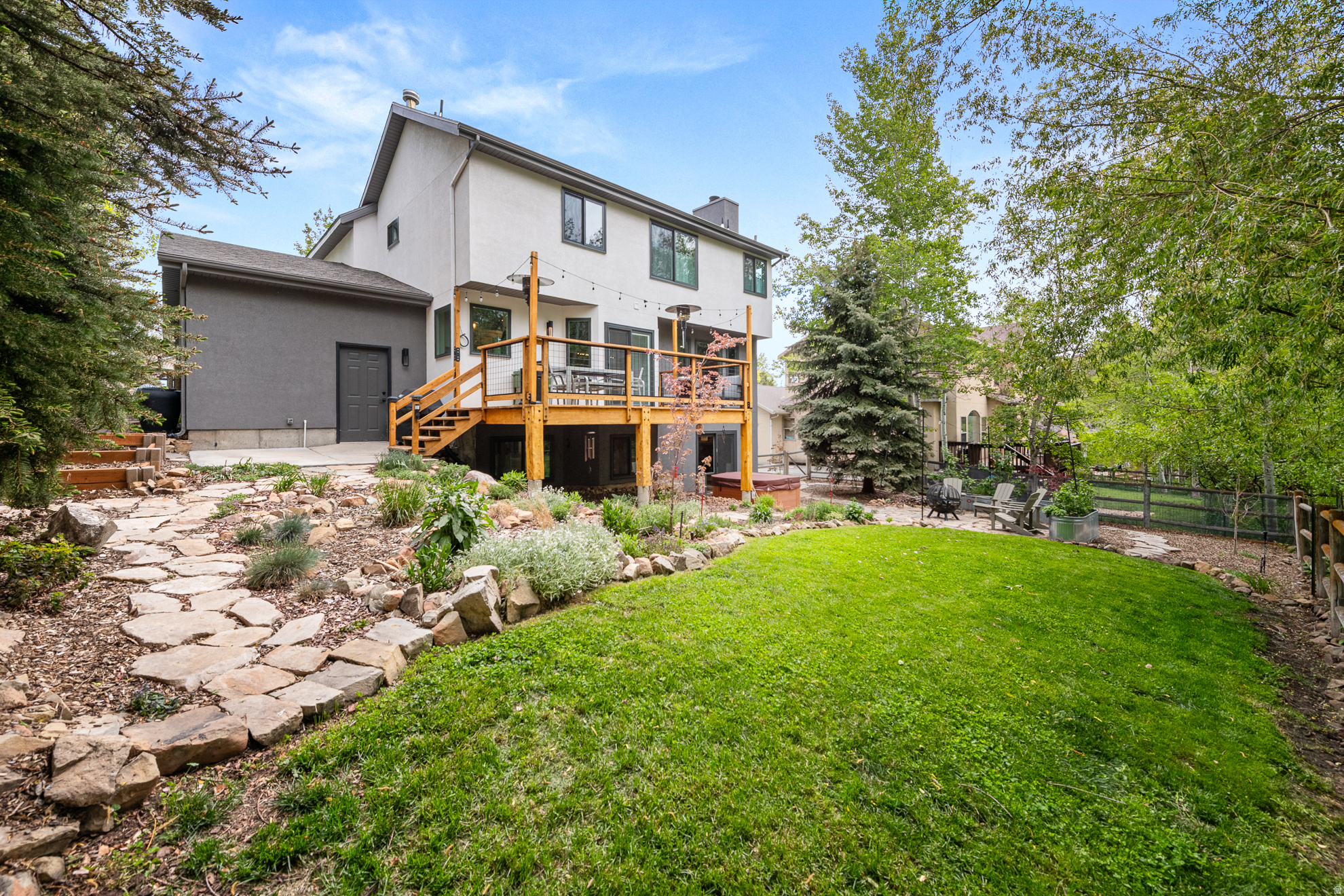 PINEBROOK SUBDIVISIO - Residential