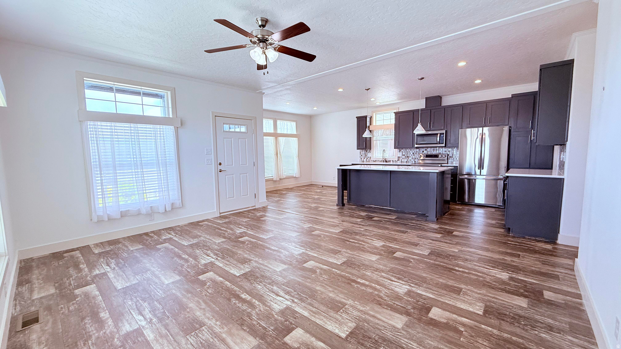 WINCHESTER ESTATES - Residential