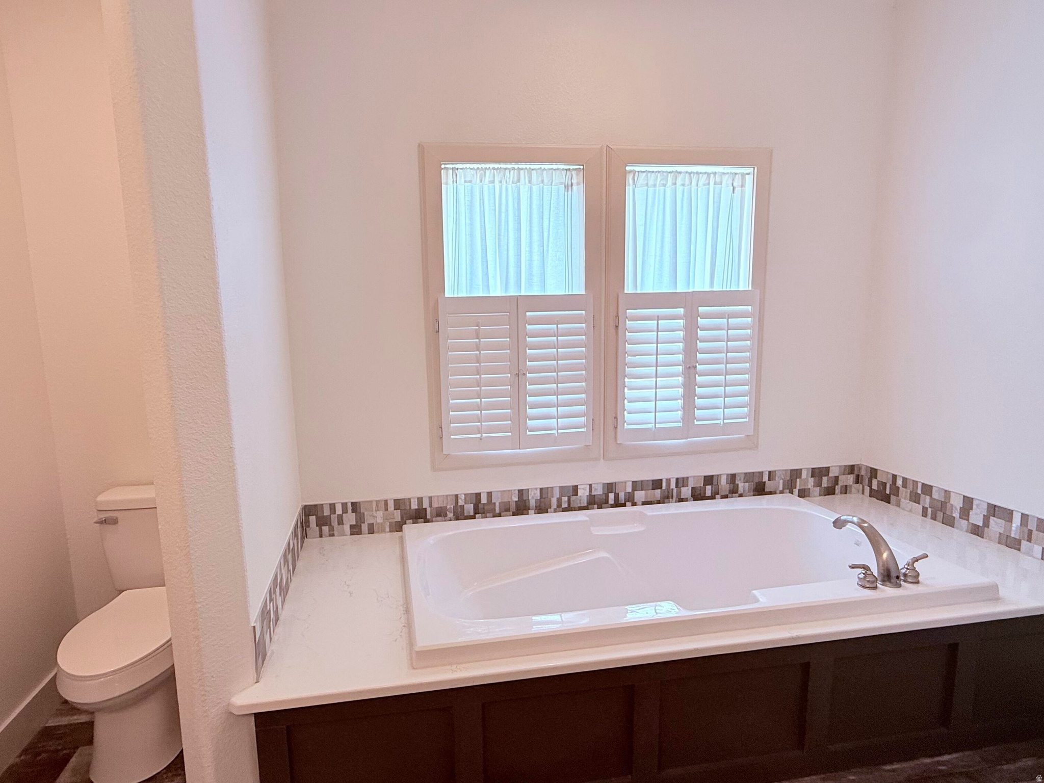 WINCHESTER ESTATES - Residential