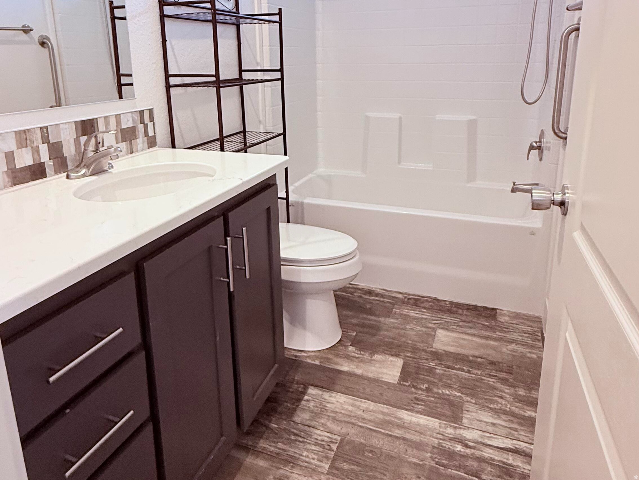 WINCHESTER ESTATES - Residential