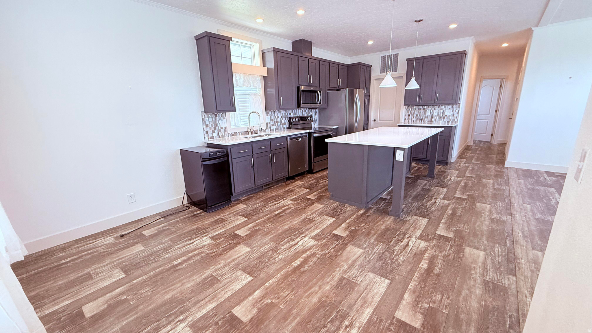 WINCHESTER ESTATES - Residential