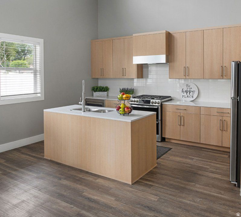 WINCHESTER ESTATES - Residential