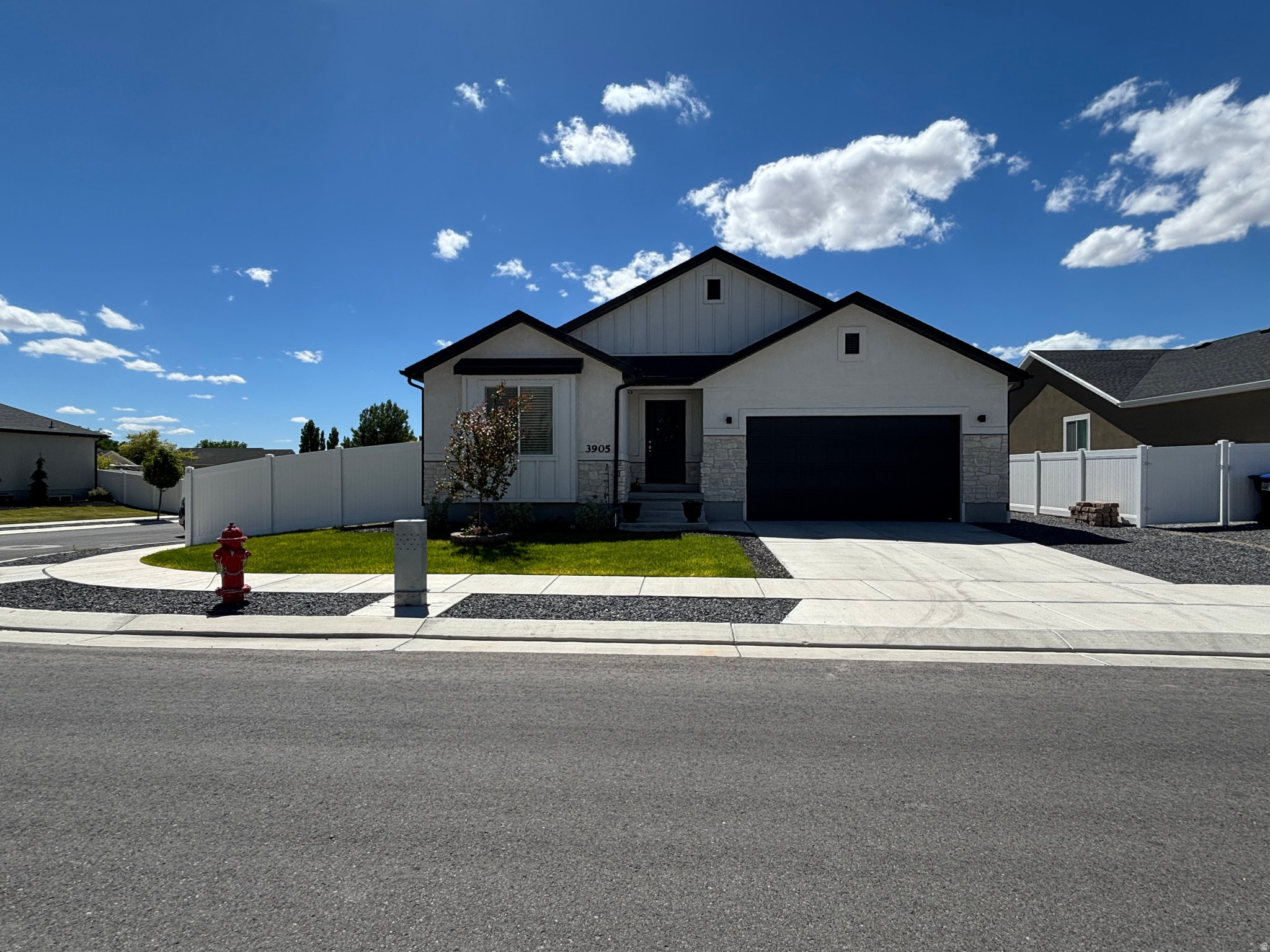 EAGLE POINT - Residential
