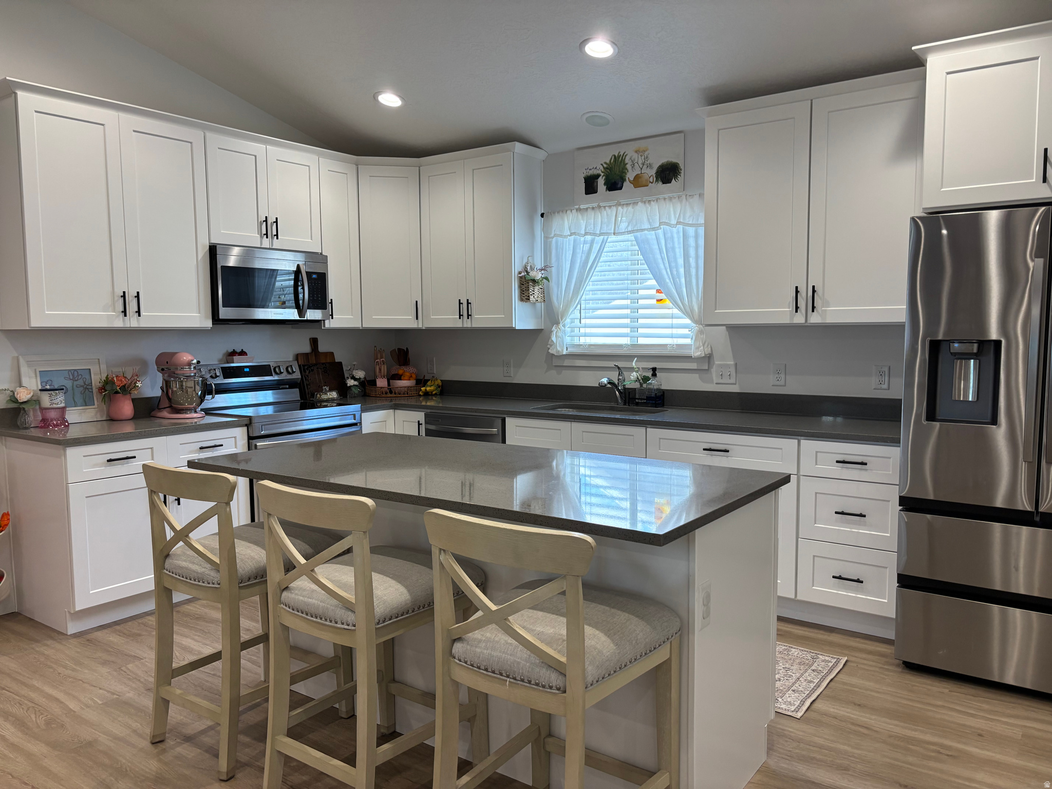EAGLE POINT - Residential
