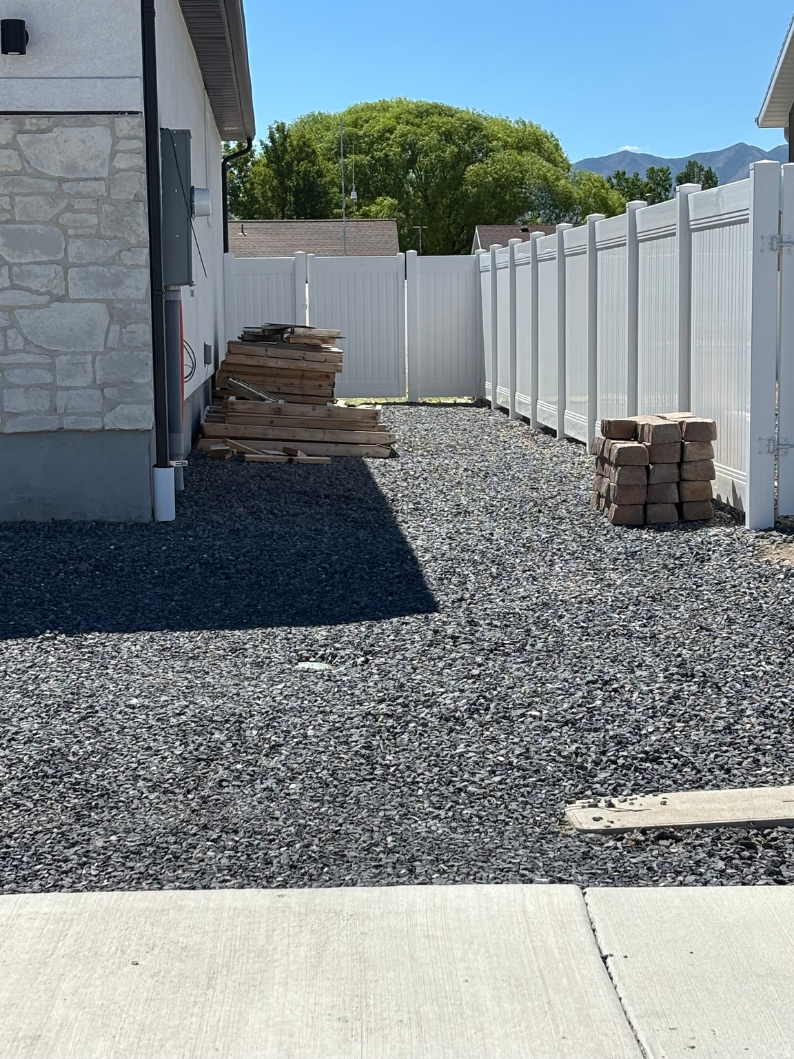EAGLE POINT - Residential