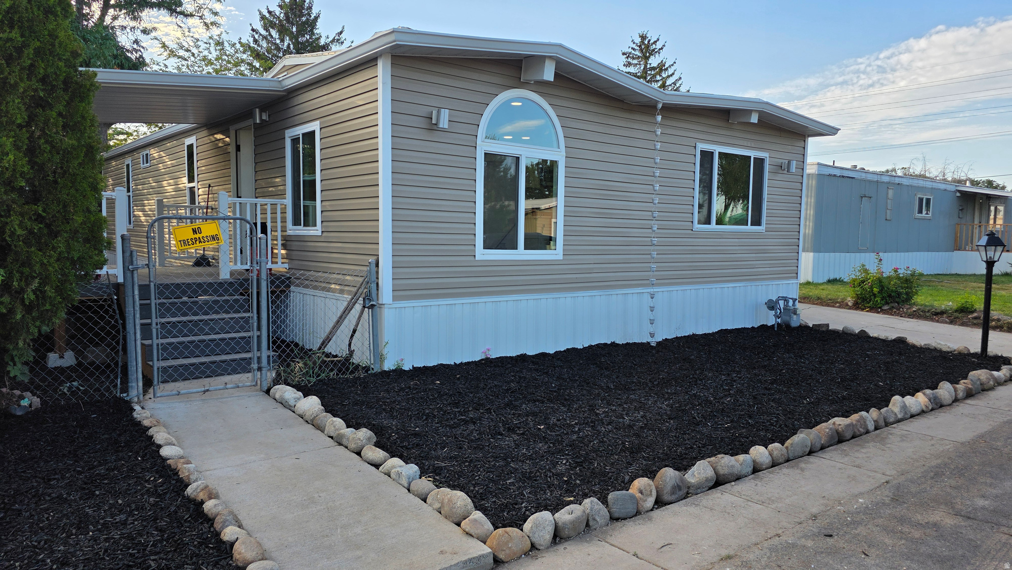 SANDEE VILLAGE - Residential