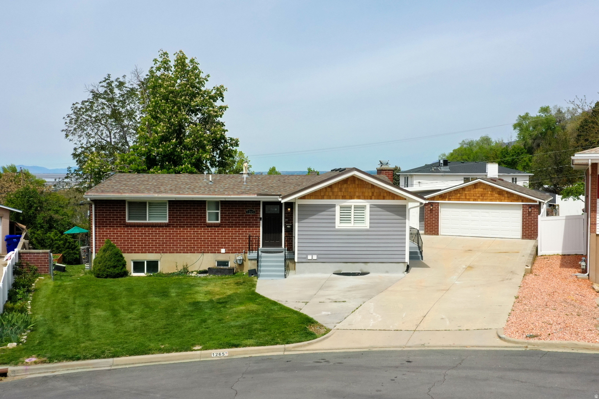 CRESTWOOD SUB - Residential