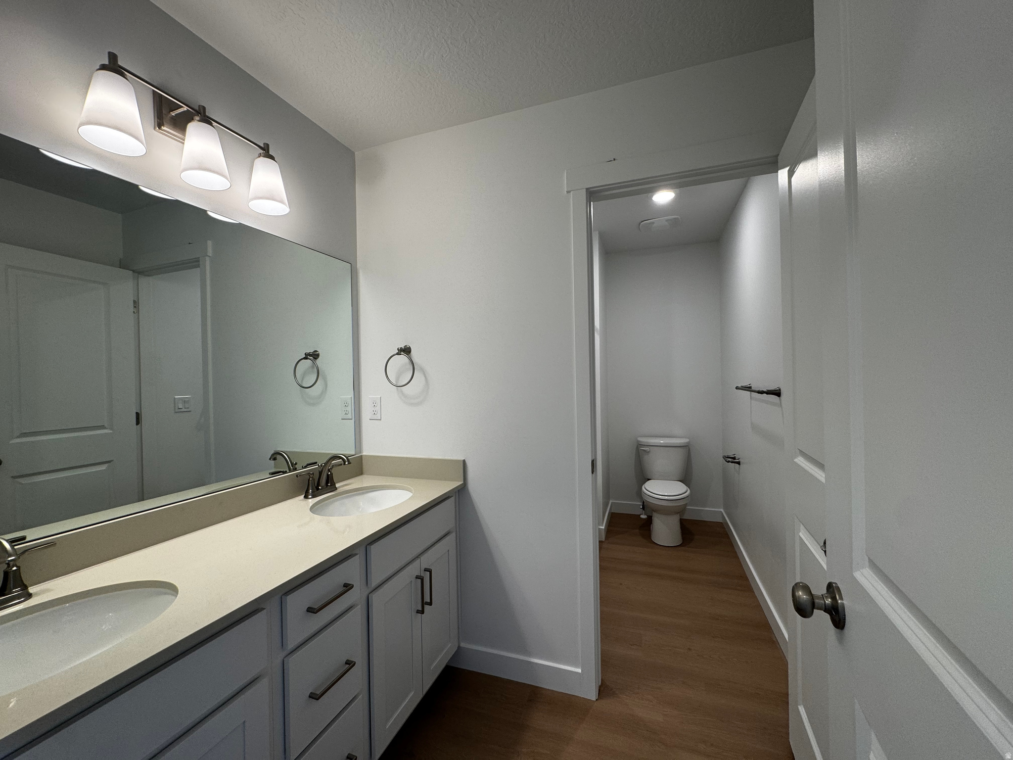 TRAILSIDE - Residential