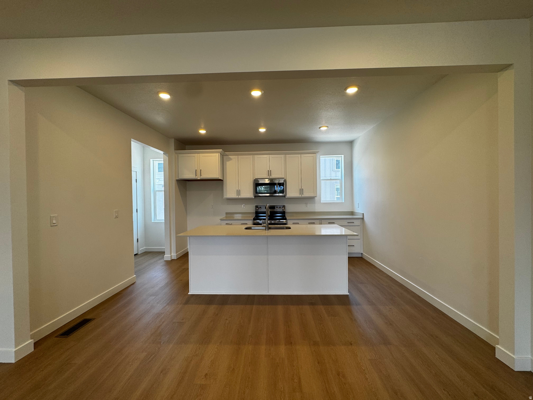TRAILSIDE - Residential