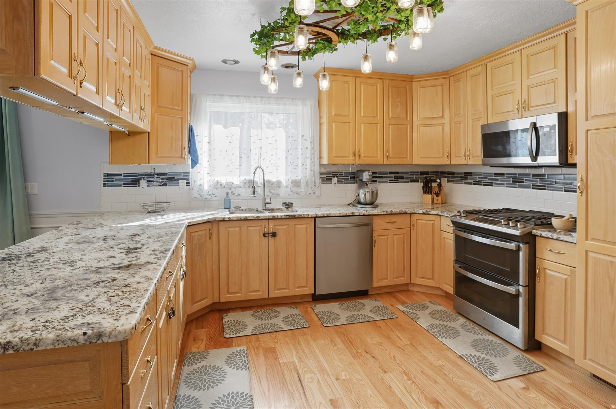 COTTONWOOD - Residential