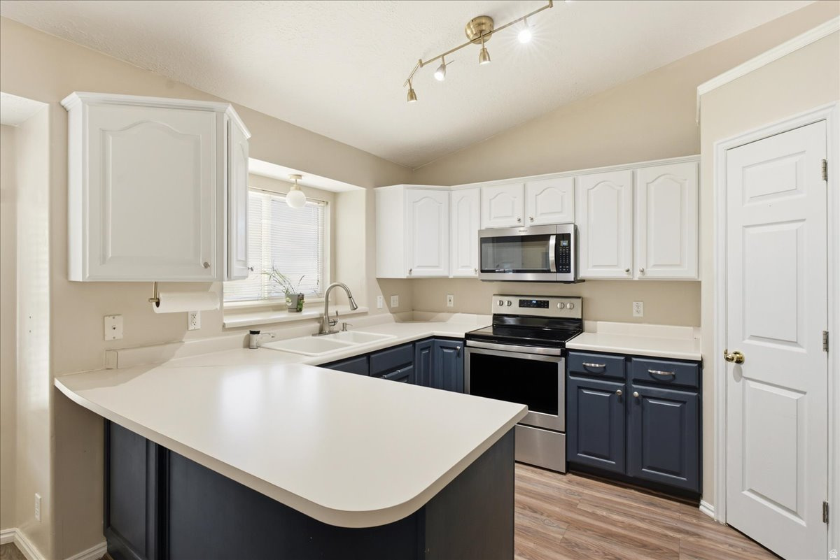COUNTRYBROOK SUBDIVI - Residential