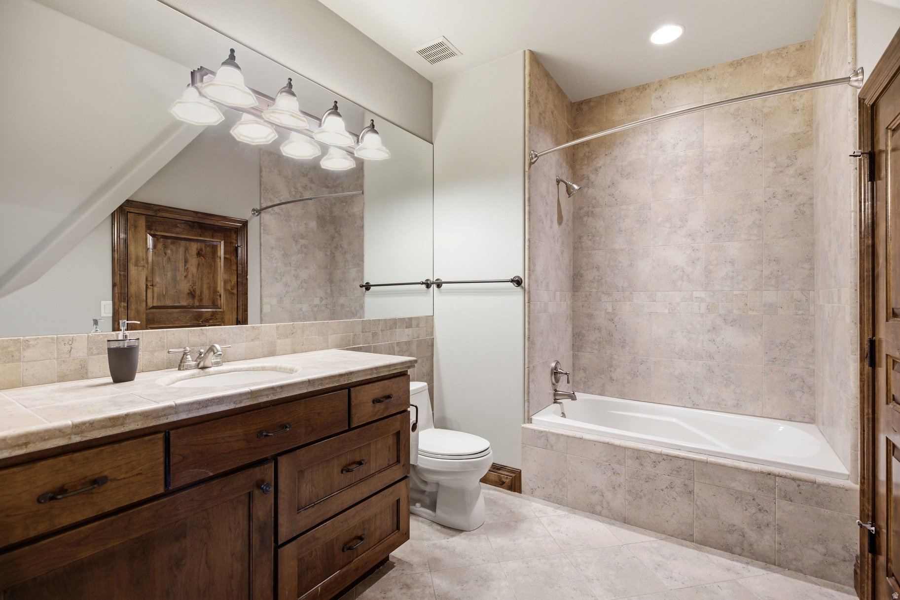 WOODS AT VALLEY VIEW AMD & EXT - Residential